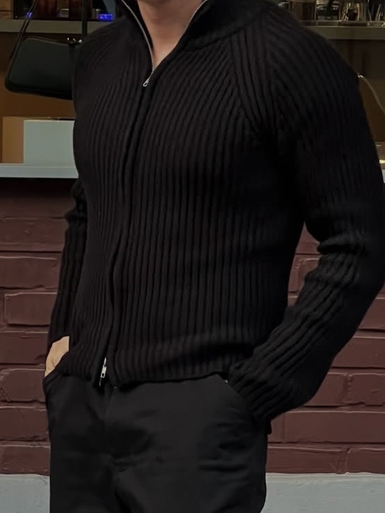 PHOS333 M Stand Neck Knit Zip-Up Black 착용 스타일 - 3