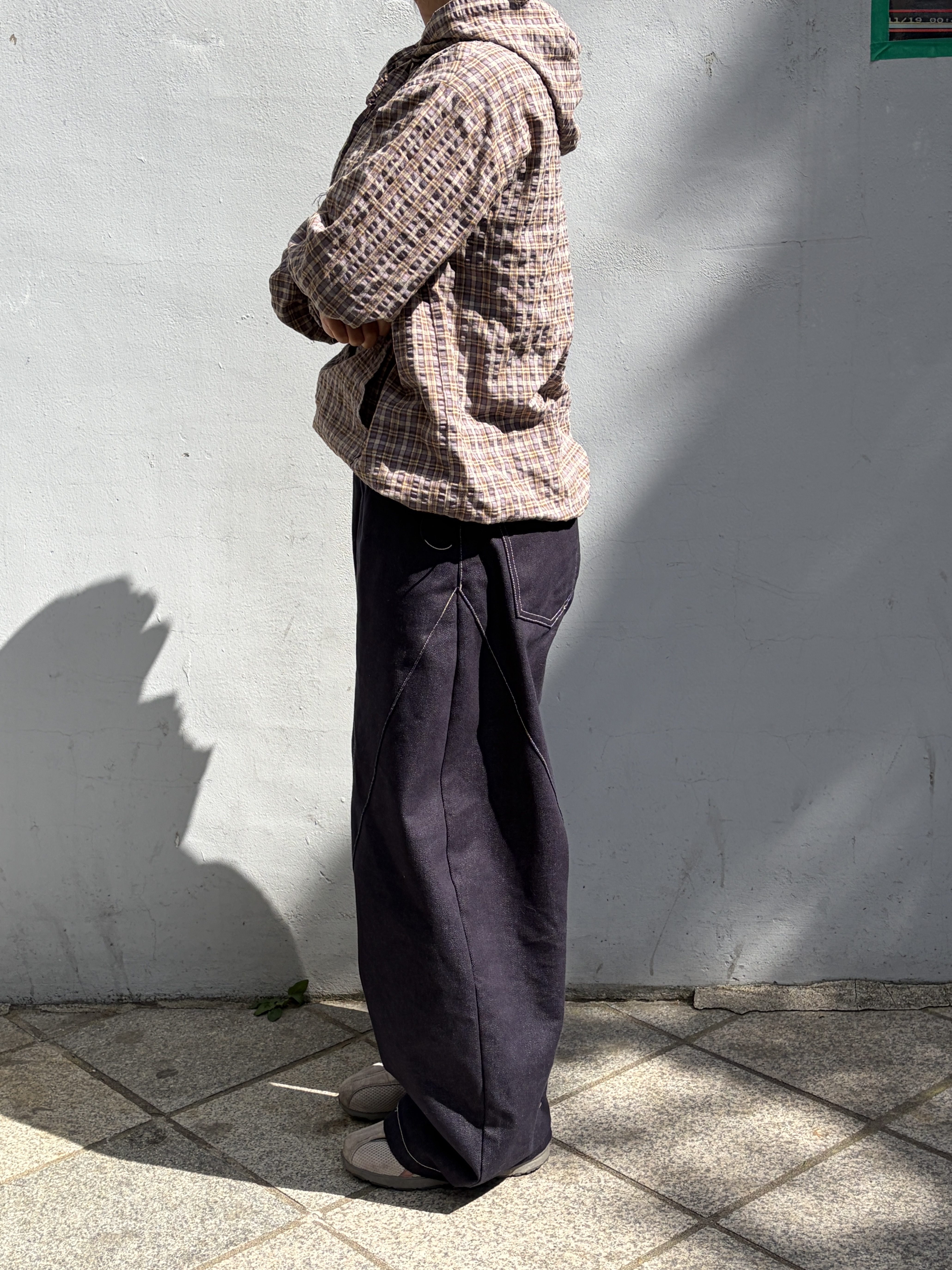 Riomeu Curved Balloon Denim Pants Indigo 착용 스타일 - 2