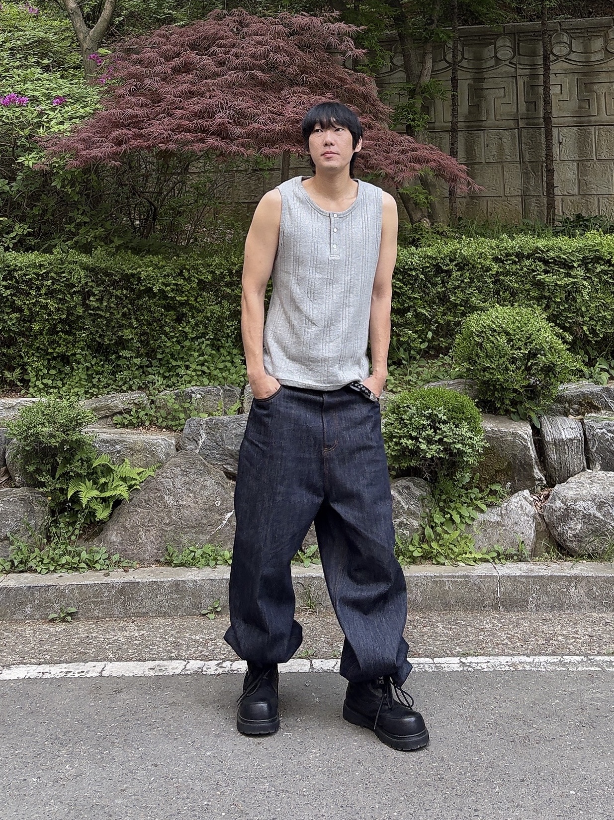 Nonnod Zen Raw Selvedge Denim Pants Indigo 착용 스타일 - 1