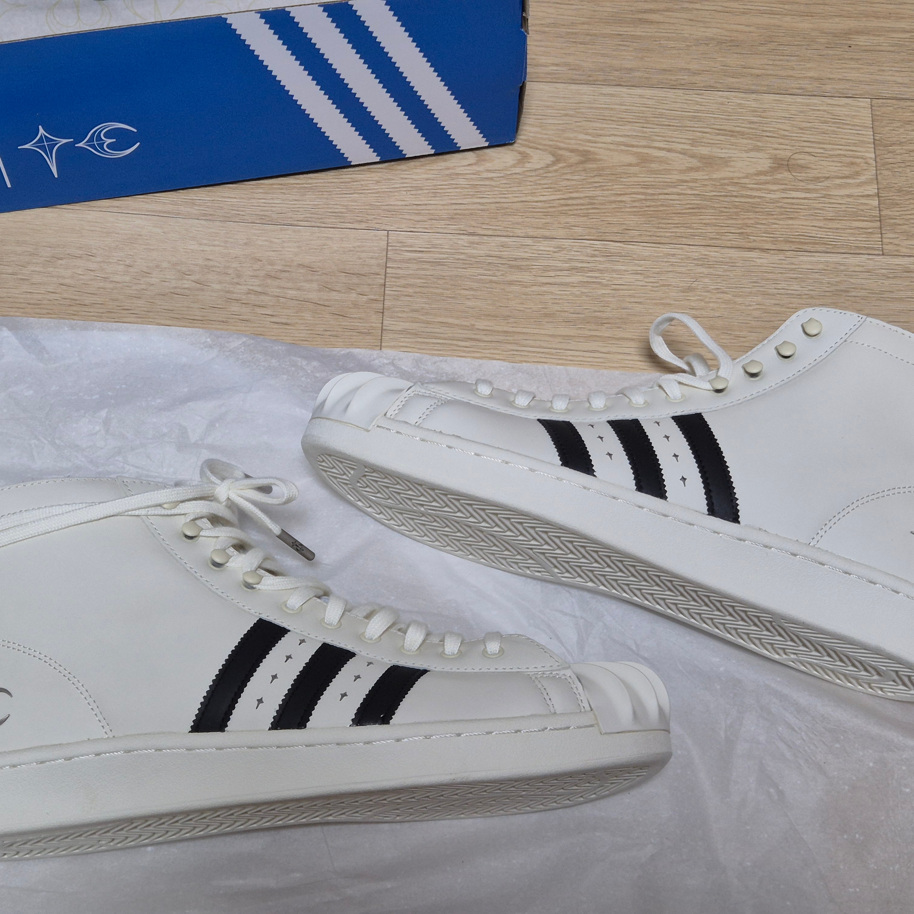 Adidas x Thug Club Superstar Boot Luxe Off White Core Black 착용 스타일 - 1