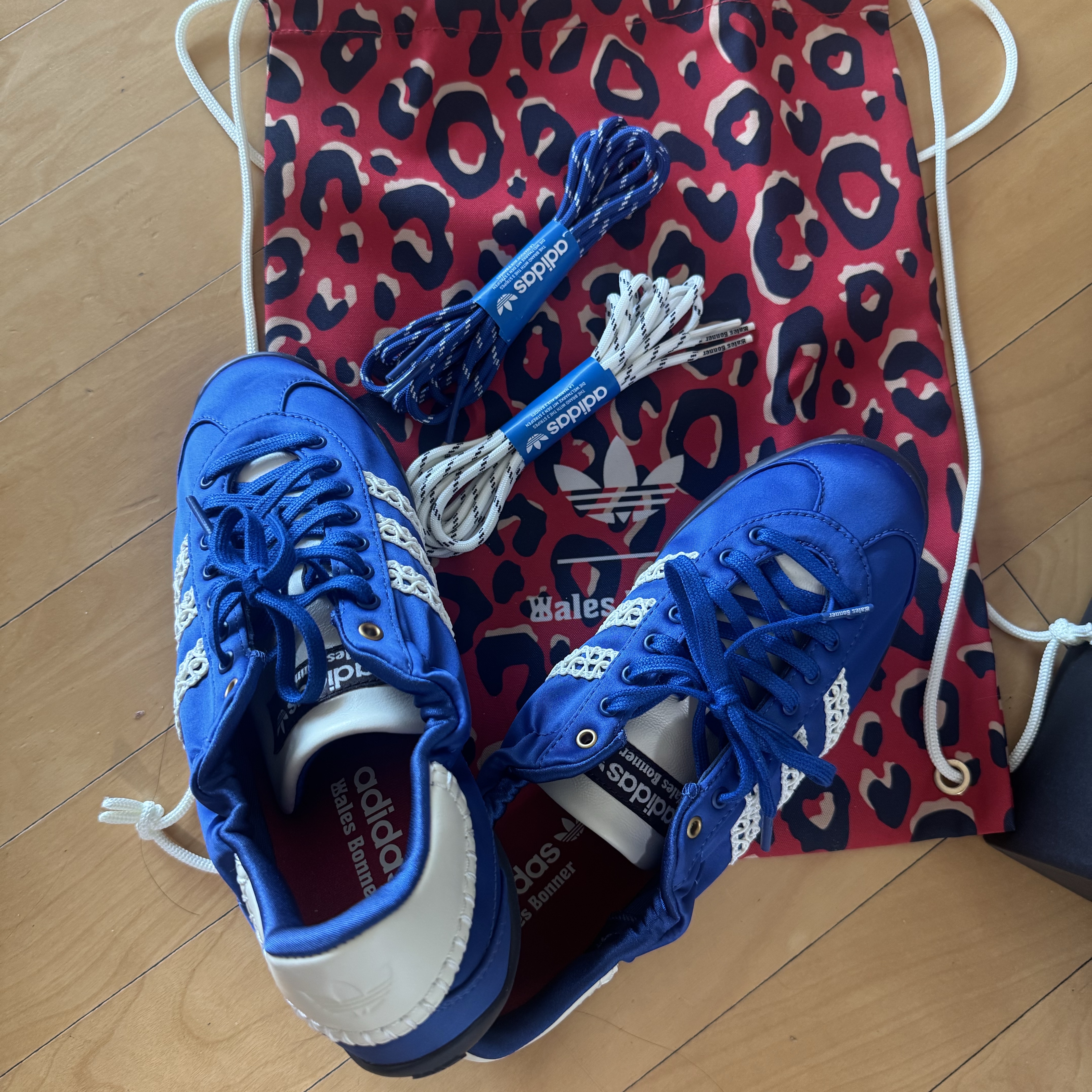 Adidas x Wales Bonner Karintha Satin Supplier Color Blue 착용 스타일