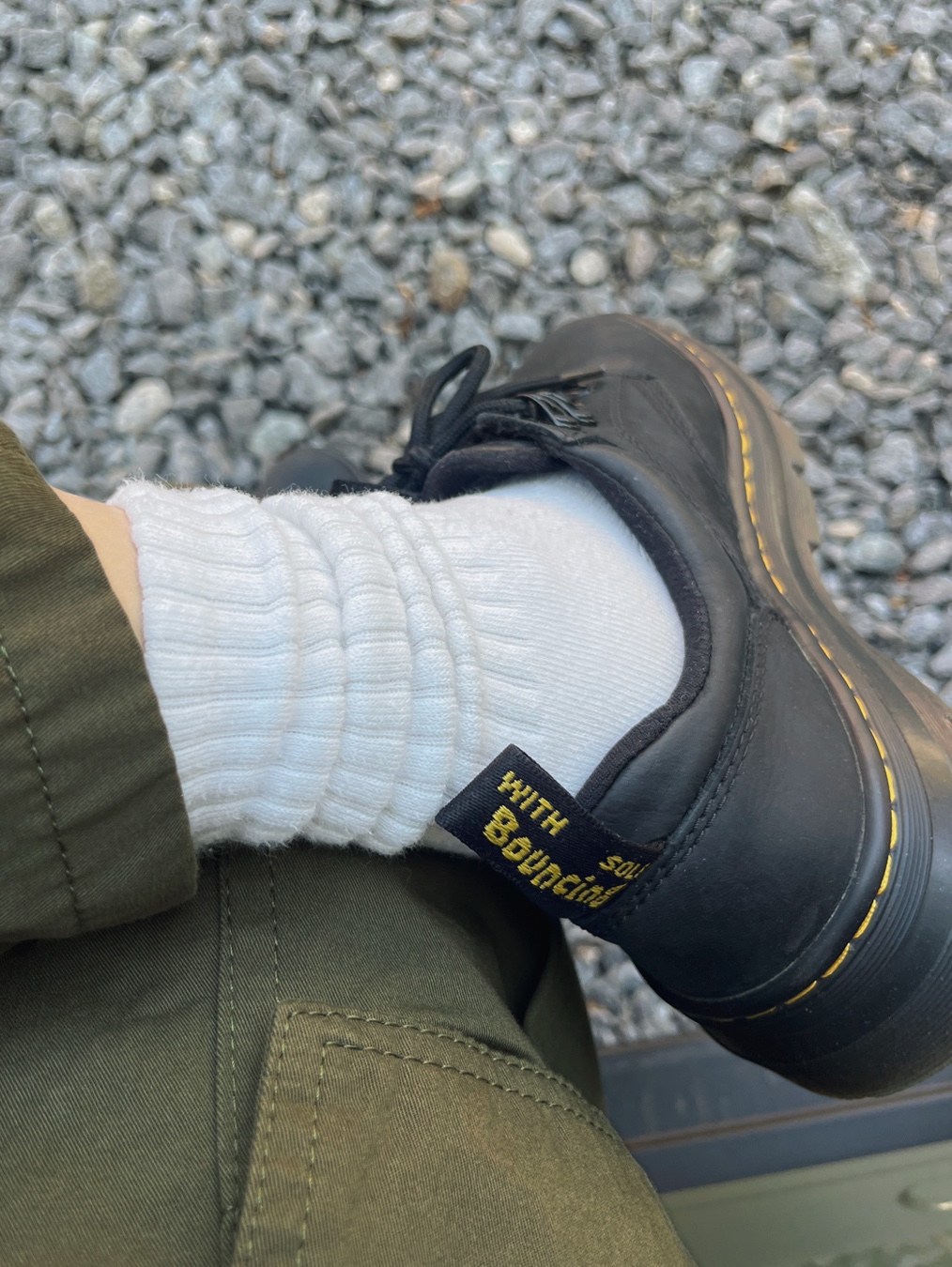 Dr. Martens Reeder Wyoming Leather Utility Shoes Black 착용 스타일 - 3
