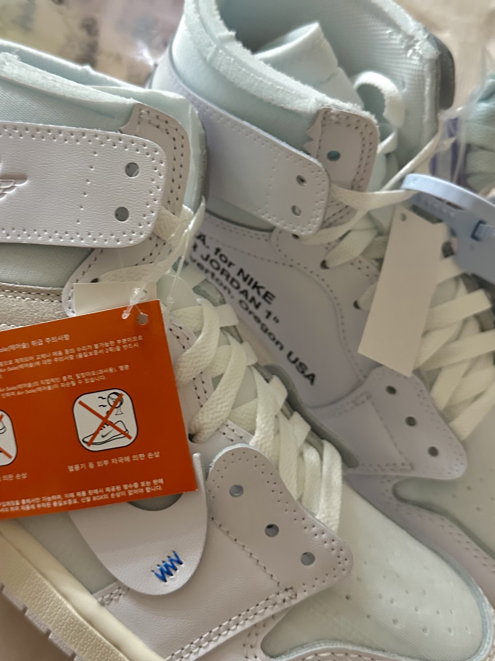 Jordan 1 x Virgil Abloh Archive Retro High Alaska White 착용 스타일