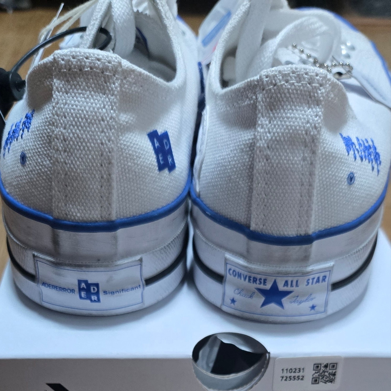 Converse x Ader Error Sig; Chuck 70 Low White Blue 착용 스타일 - 2