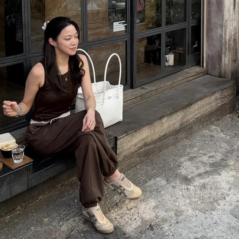 DHYANI Slow tempo Pants 2colors 착용 스타일