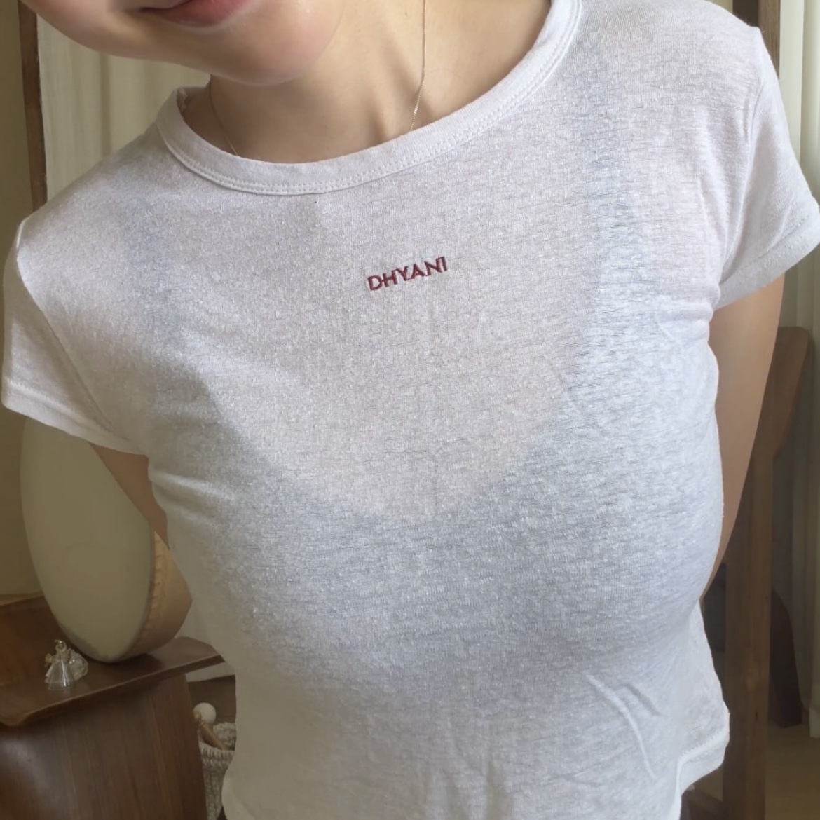 DHYANI Sheer Bloom Tee 2colors 착용 스타일