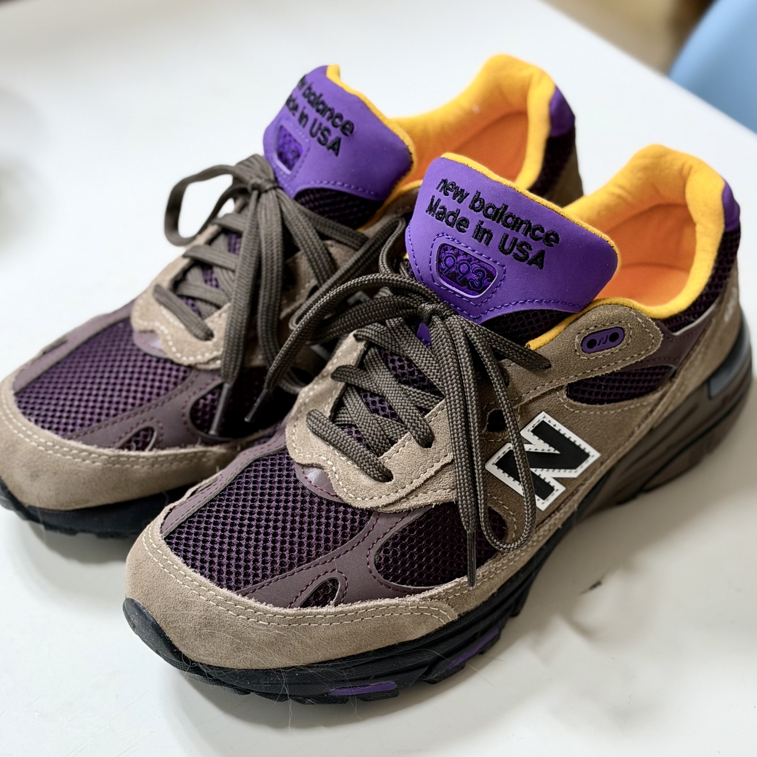 New Balance 993 Made in USA Mushroon Midnight Violet 착용 스타일