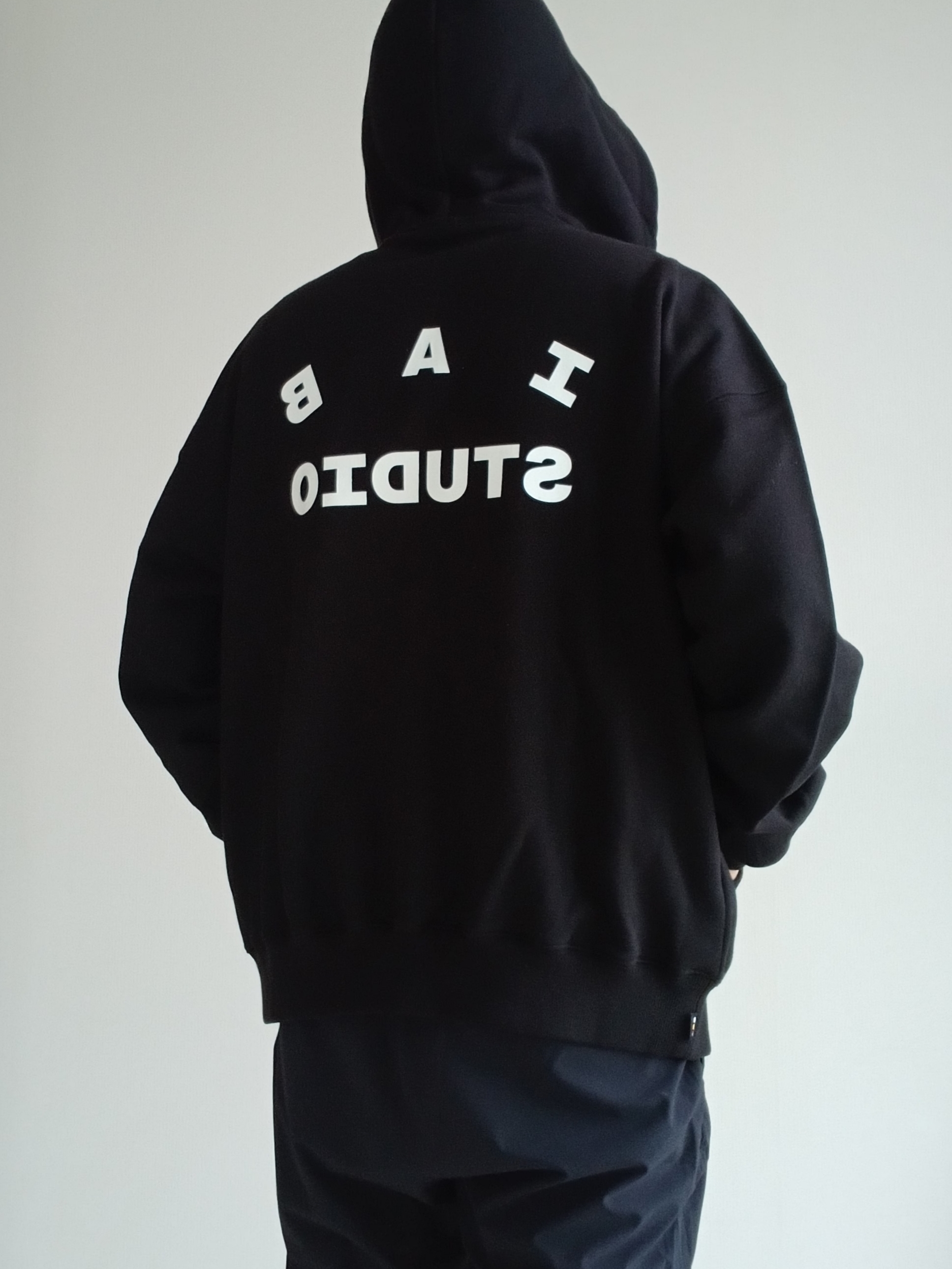 IAB Studio Zip-Up Hoodie Black - 26SS 착용 스타일 - 7