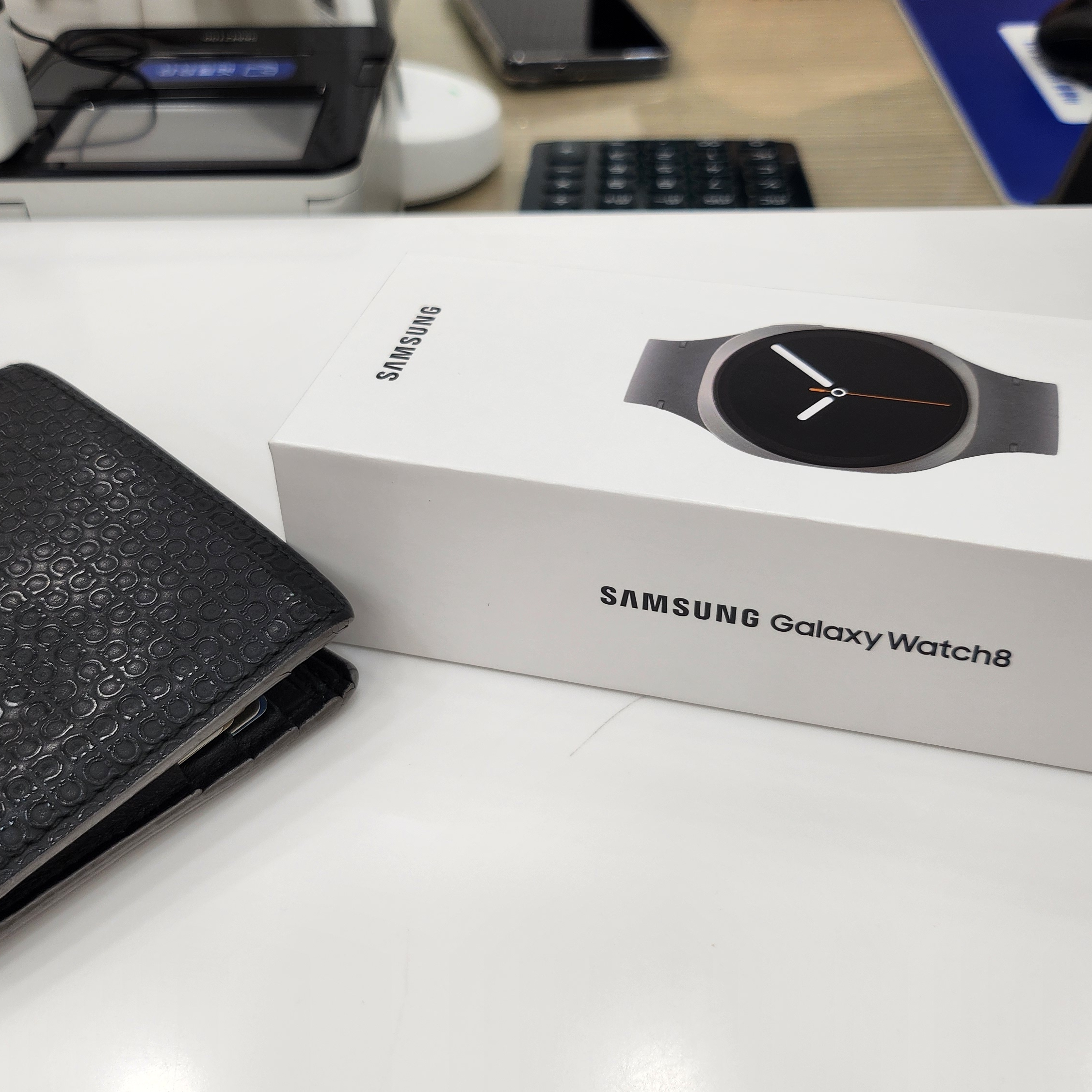 Samsung Galaxy Watch8 44mm Bluetooth Graphite (Korean Ver.) 착용 스타일 - 1