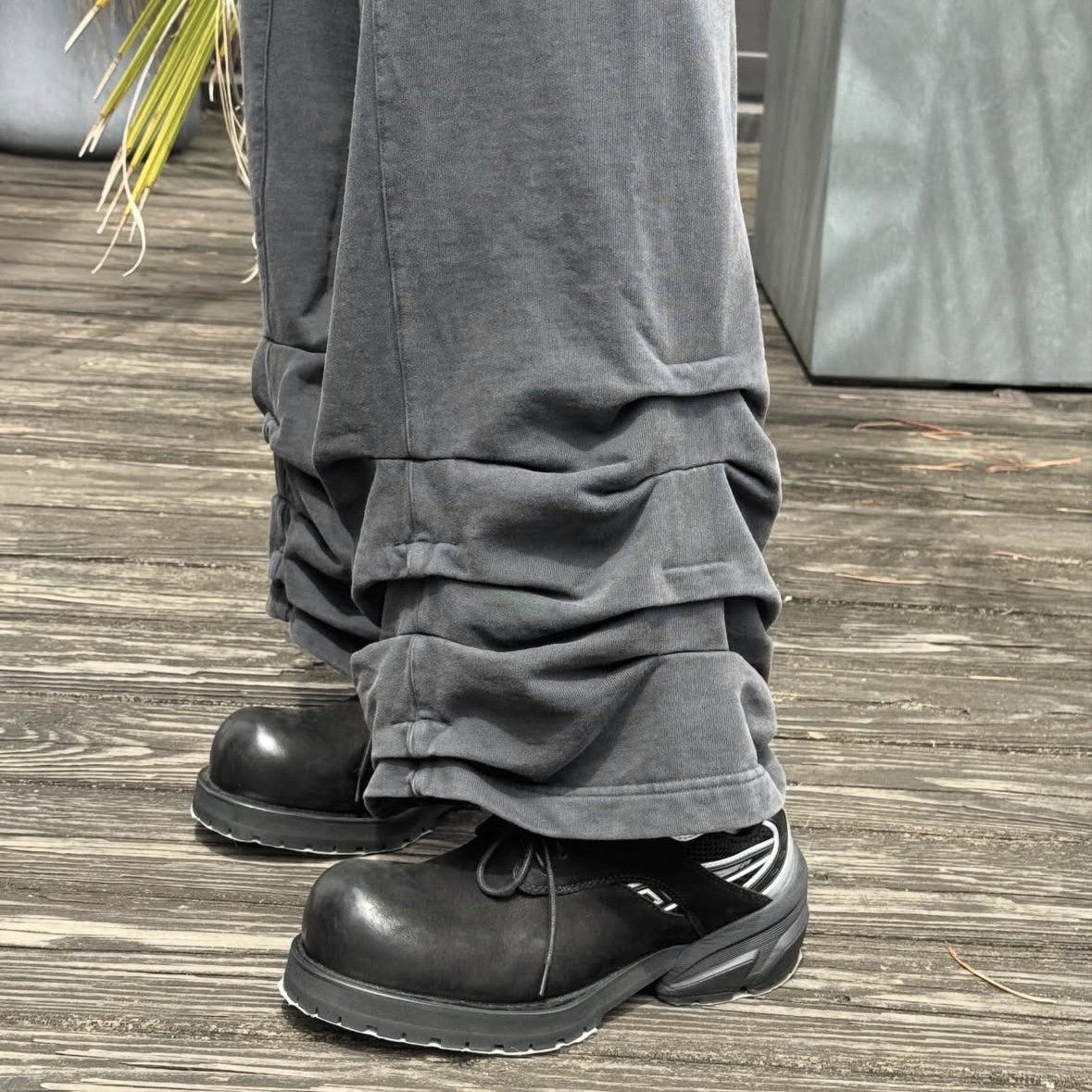 Remagine Hybrid Derby Shoes Starting Bigger Black White Silver 착용 스타일