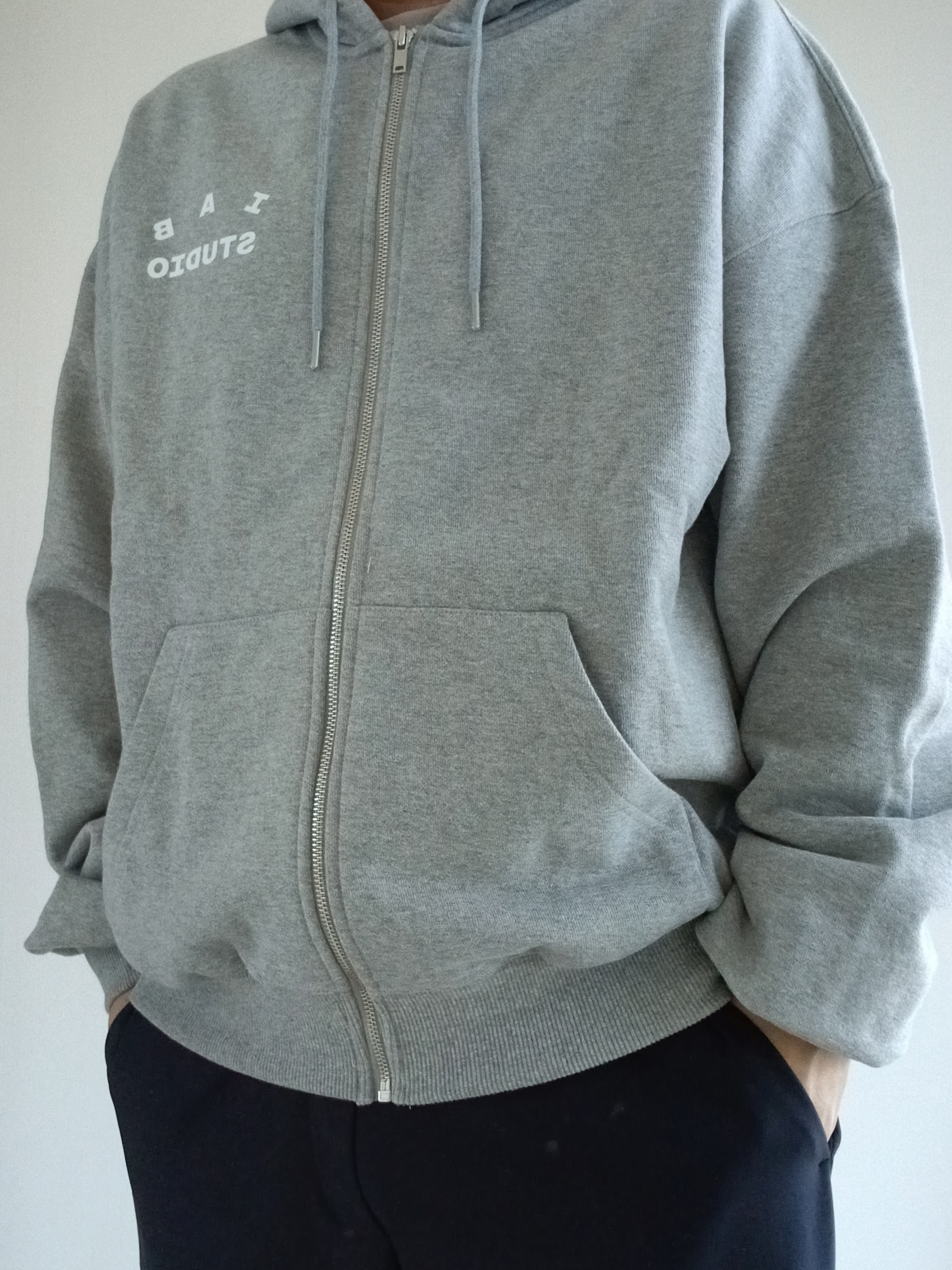 IAB Studio Zip-Up Hoodie Melange Gray - 26SS 착용 스타일 - 7