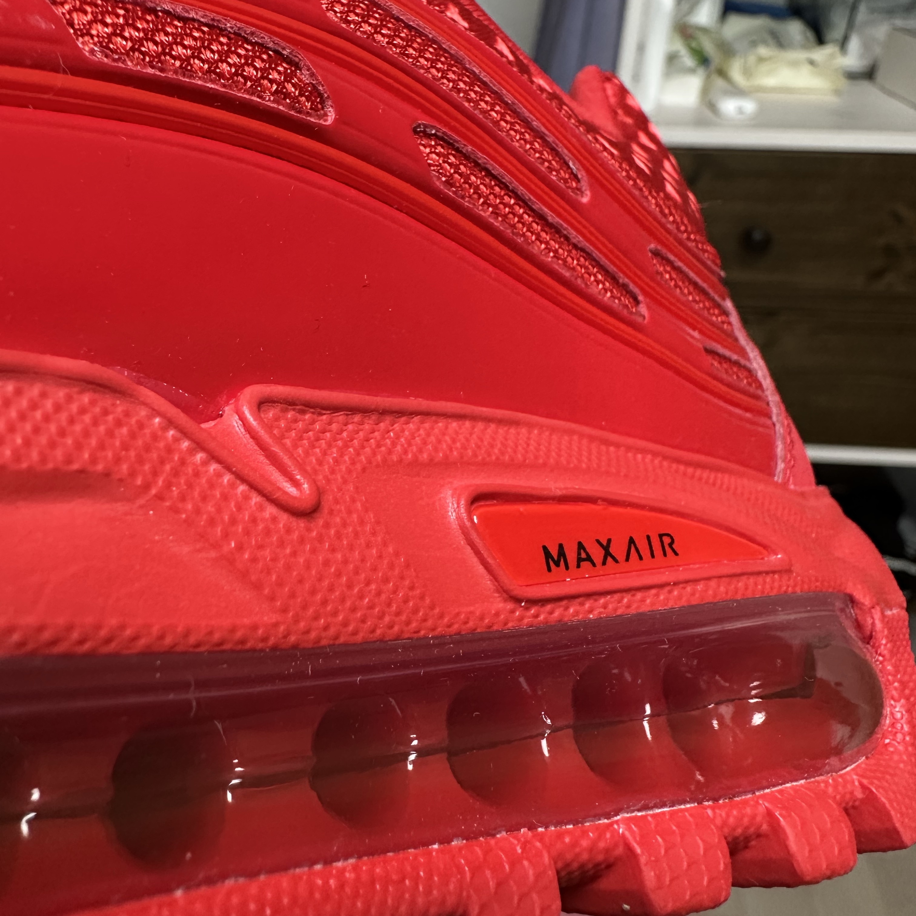 Nike Air Max TL 2.5 Valentine’s Day University Red Black 착용 스타일 - 7