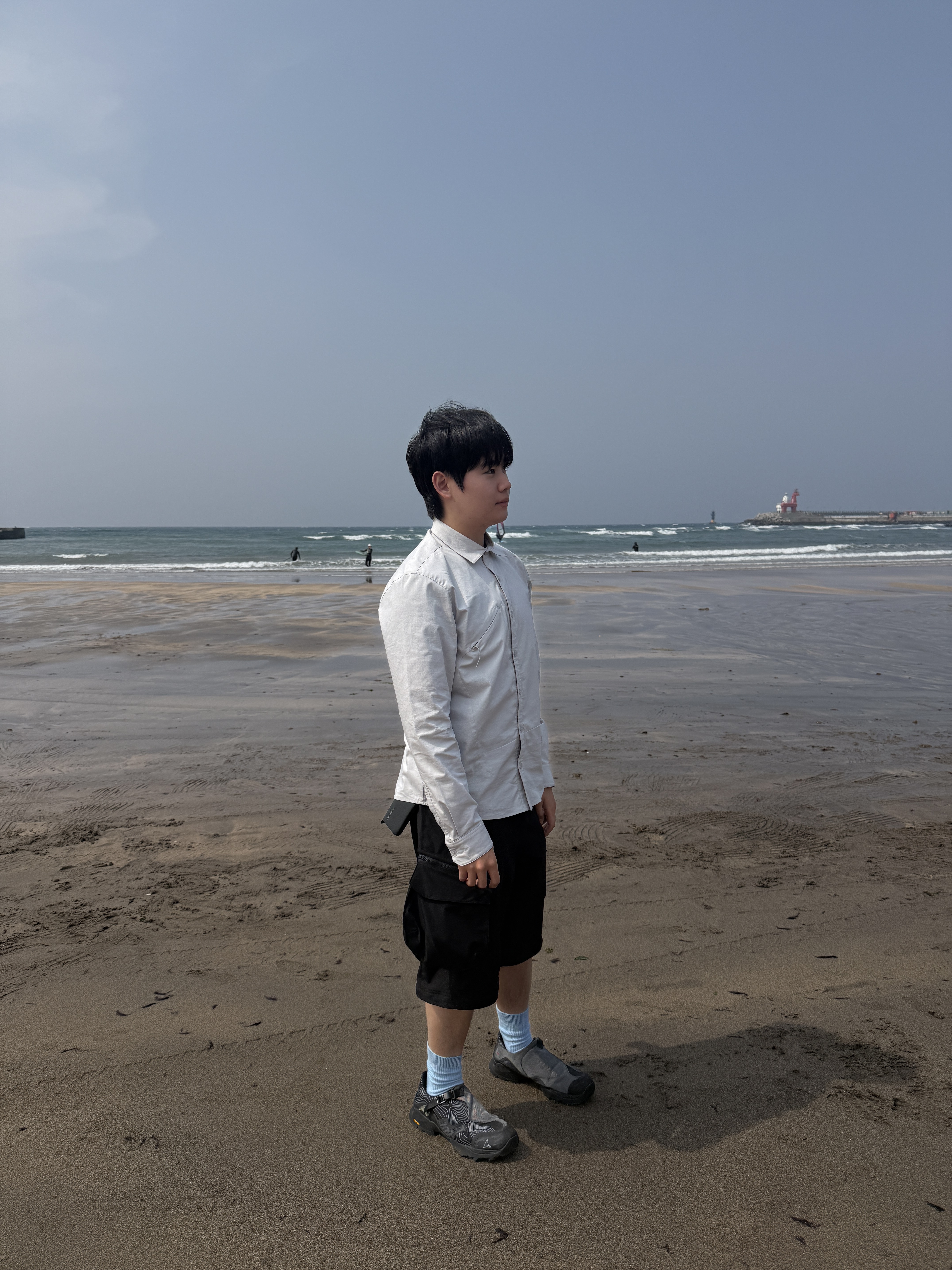 Sansan Gear Visional Pocket Shirts Grey, Sansan Gear 2Way Pocket Pants Black - 24SS 착용 스타일 - 1