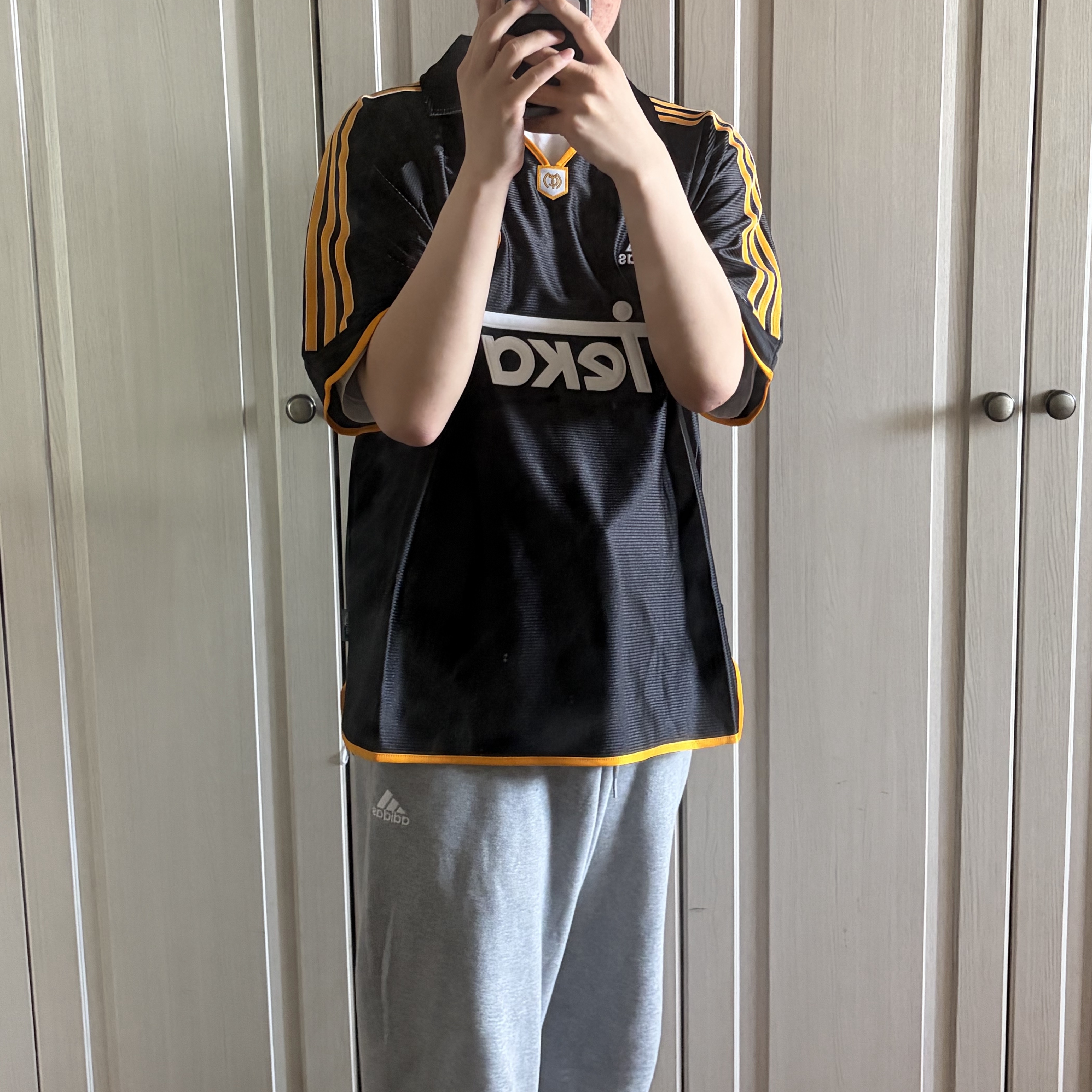 Adidas Real Madrid 99/00 Away Jersey Black - KR Sizing (Non Marking Ver.) 착용 스타일