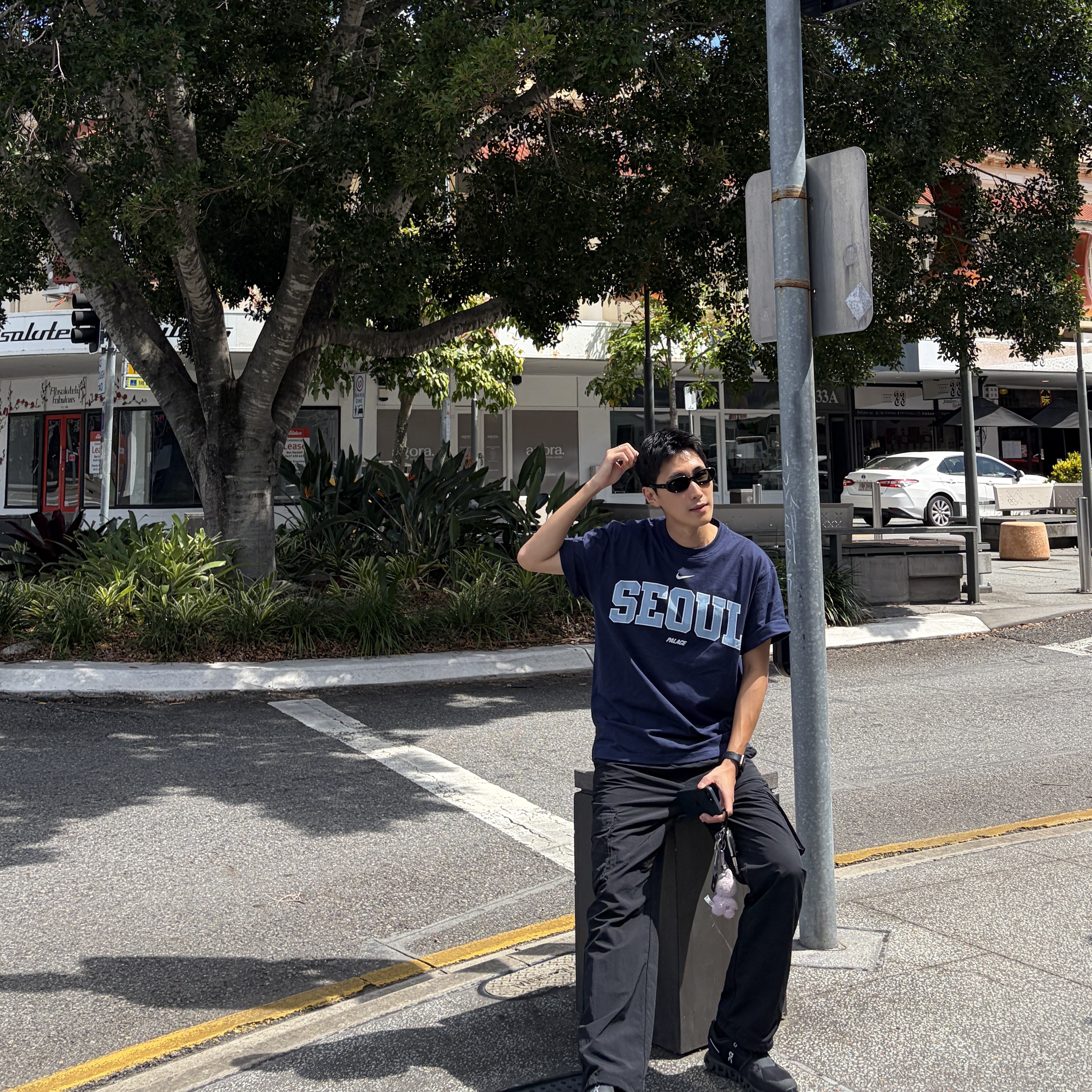 Palace x Nike Shop T-Shirt Apgujeong Navy - 25FW 착용 스타일