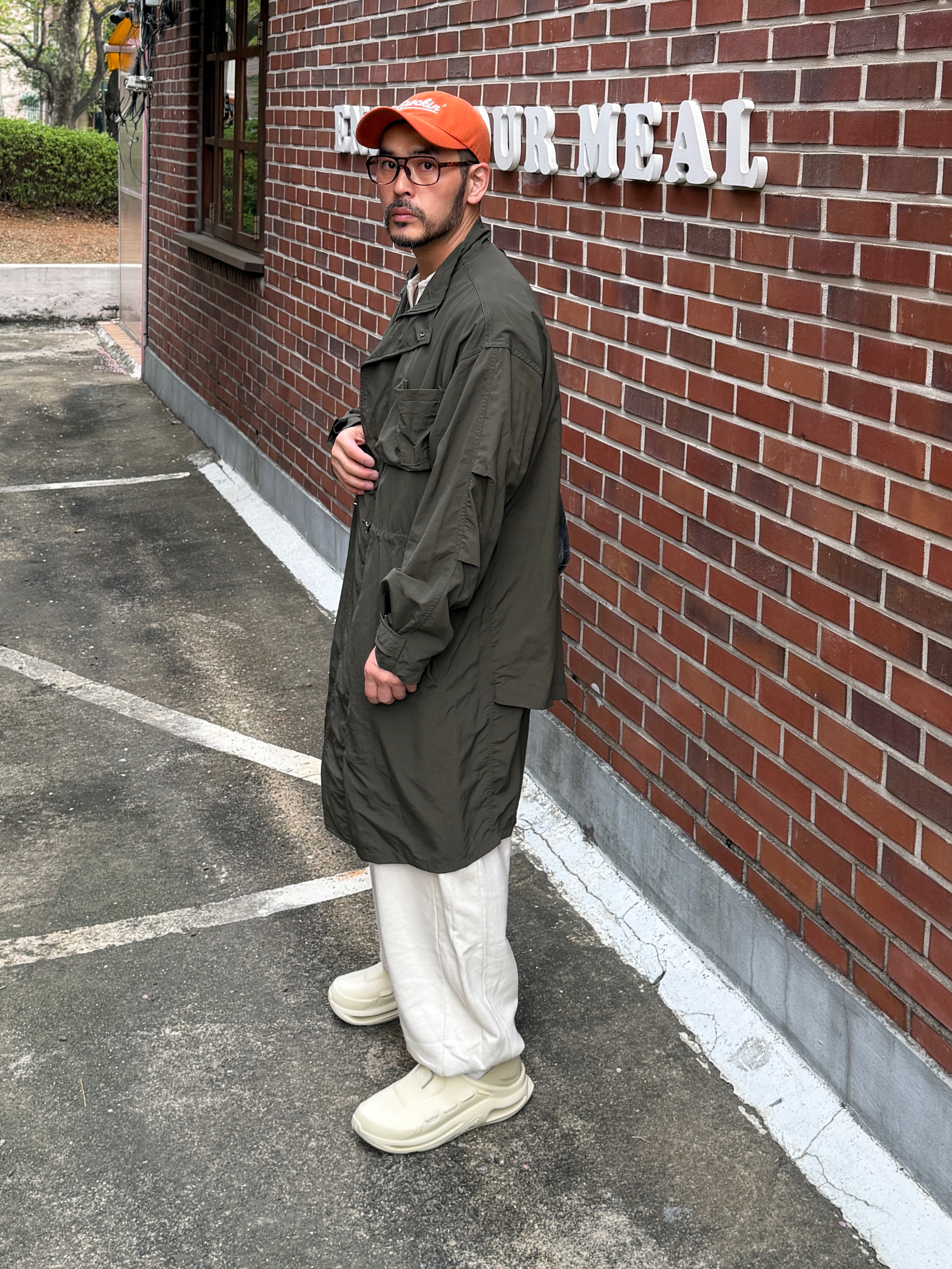 OGARP Knockin Logo B.B Cap Mustard 착용 스타일 - 1
