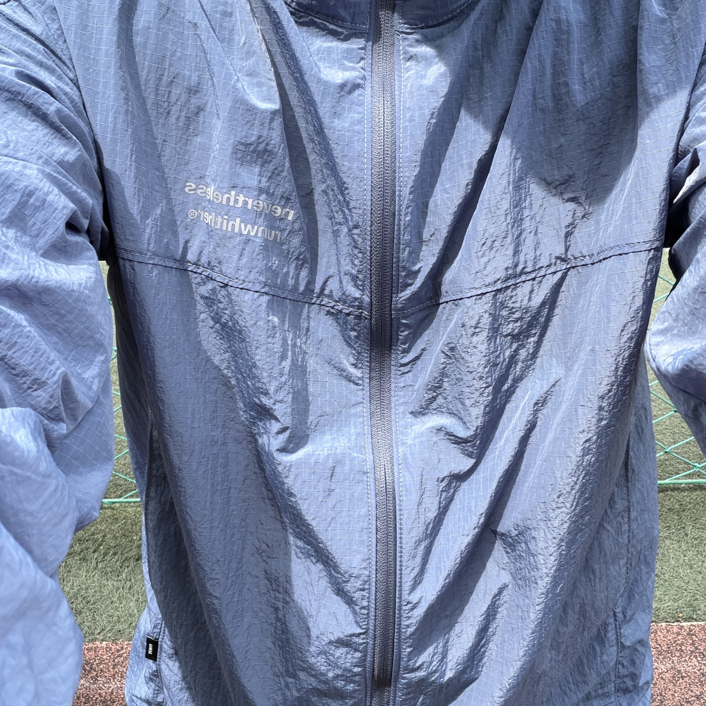 [KREAM 단독] runwhither Windbreaker Jacket V2 Blue 착용 스타일
