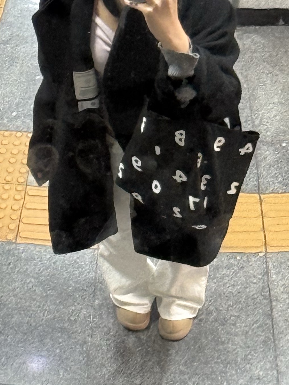 Sou Sou Promotion Canvas Small Tote Bag Black 착용 스타일 - 2