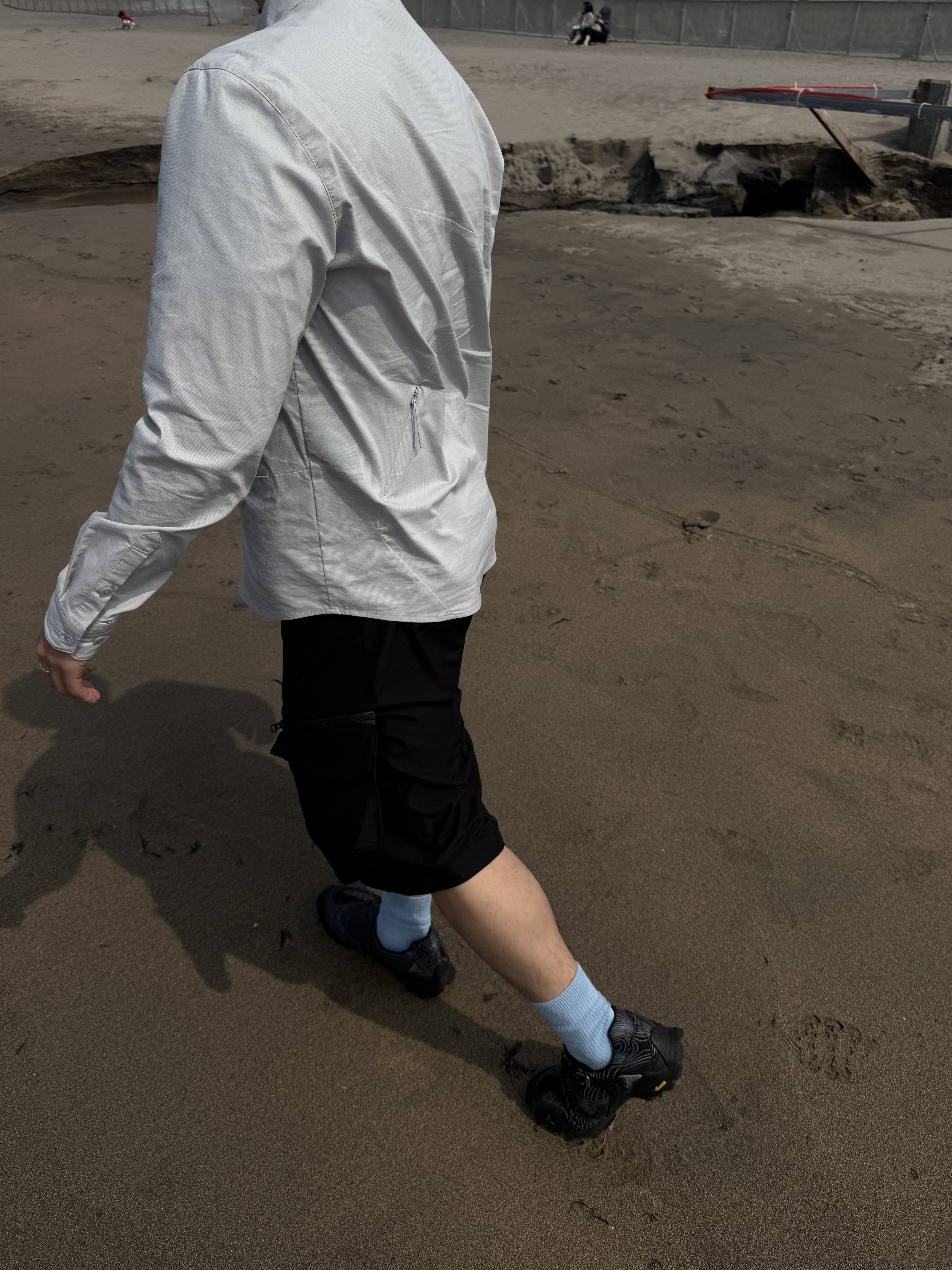 Sansan Gear Visional Pocket Shirts Grey, Sansan Gear 2Way Pocket Pants Black - 24SS 착용 스타일 - 2