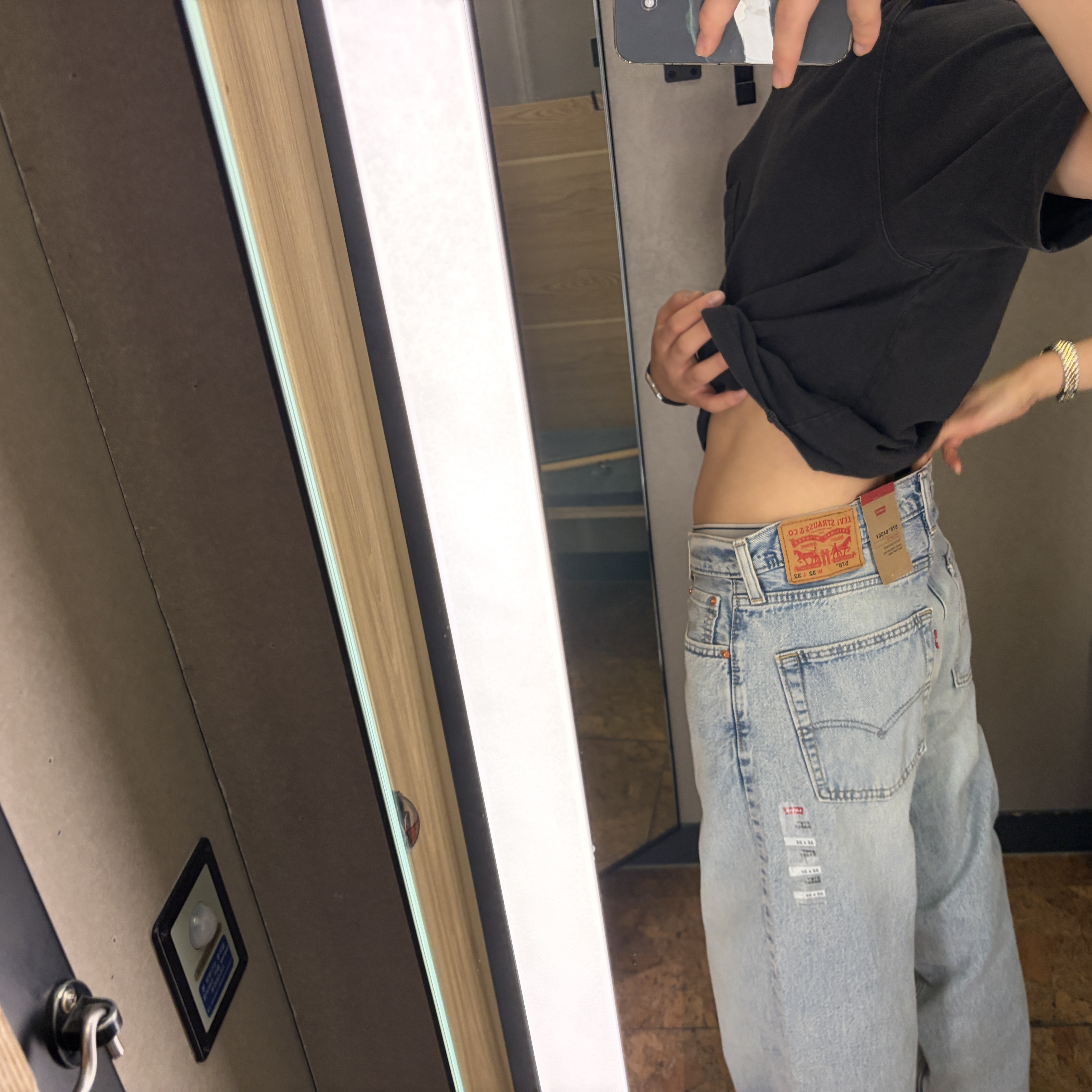 Levi's 578™ Baggy Jean Dark Indigo 착용 스타일