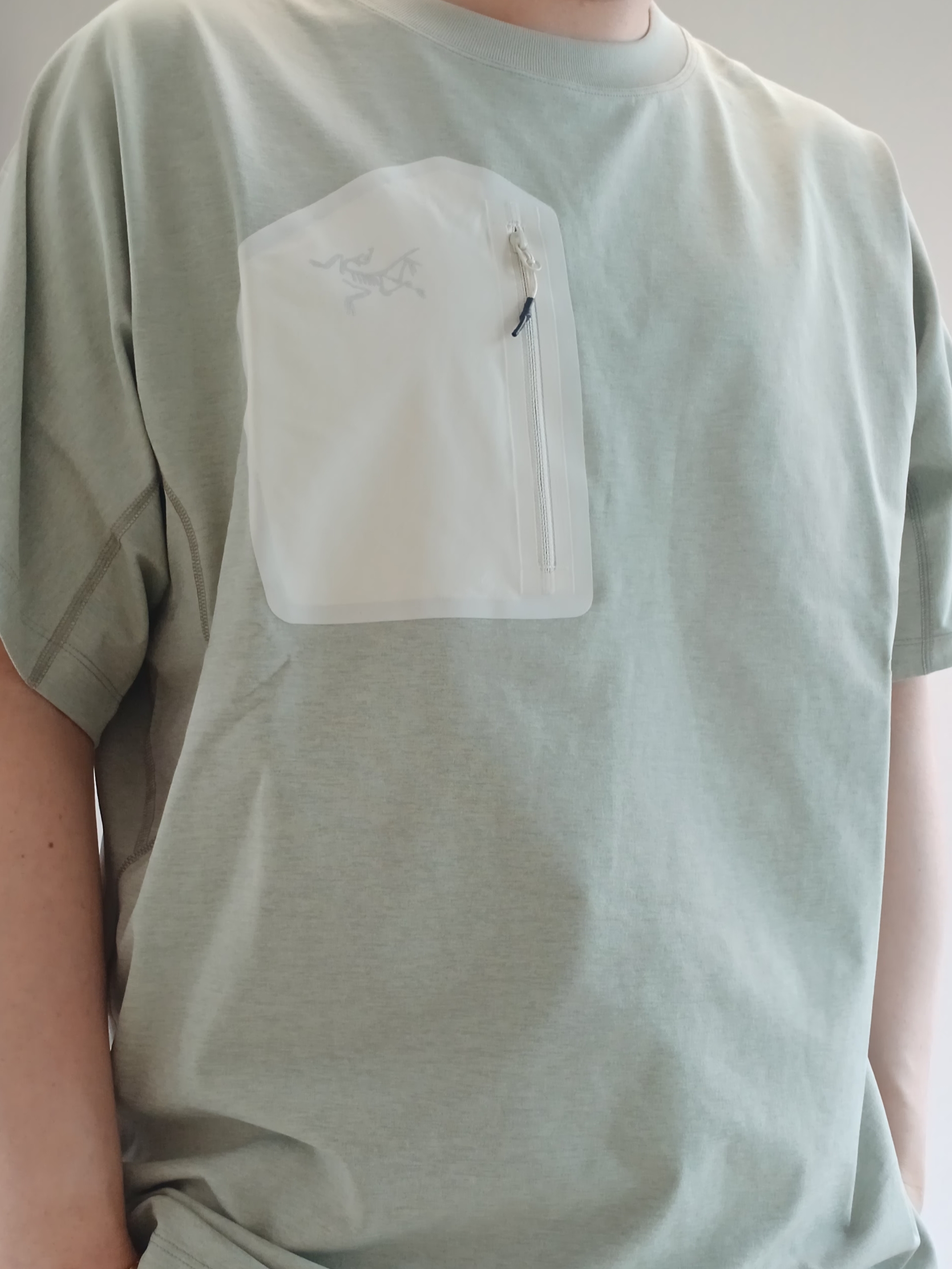 Arc'teryx Konseal Pocket SS T-Shirt Habitat 착용 스타일 - 5