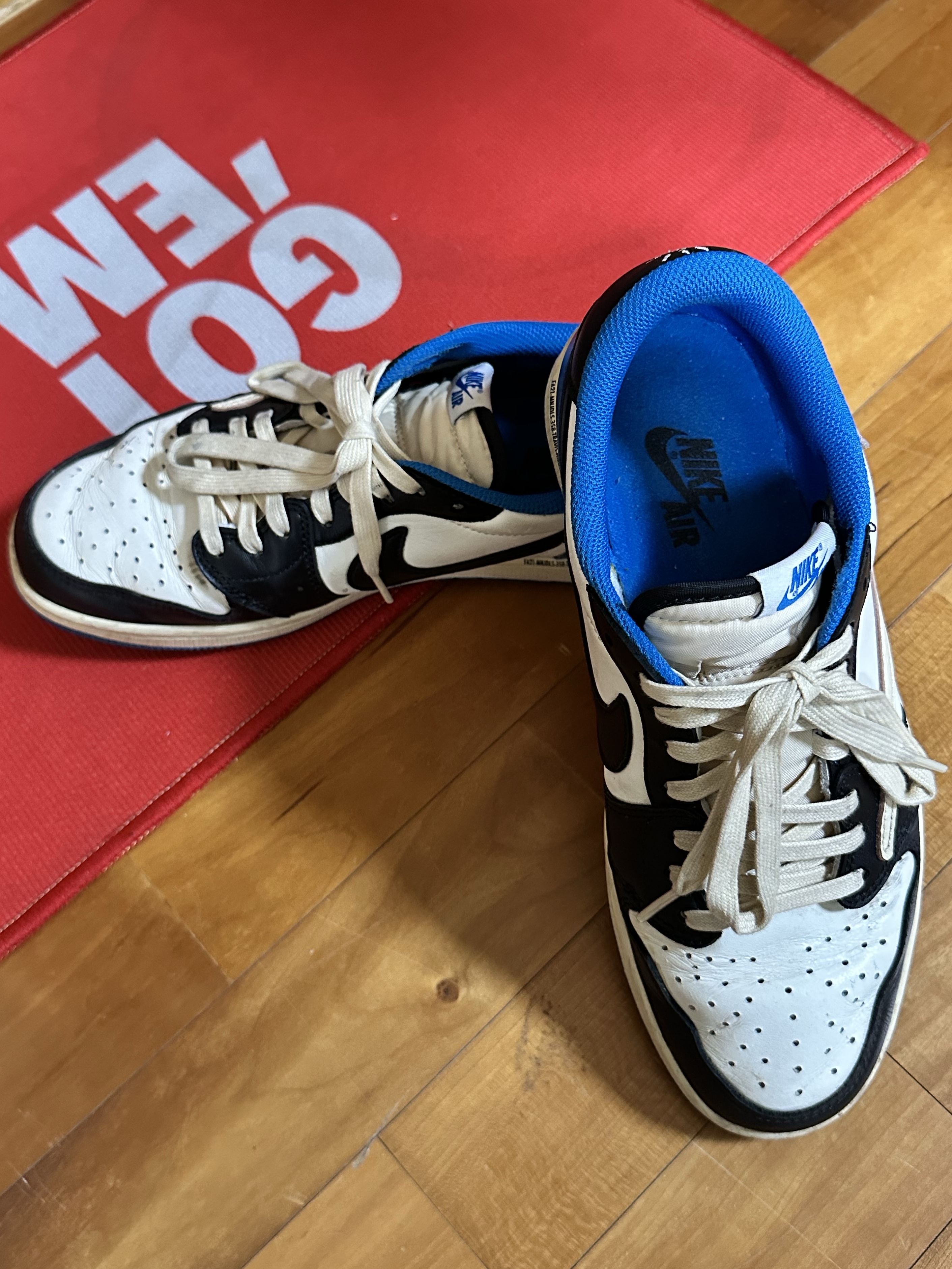 Jordan 1 x Travis Scott x Fragment Retro Low OG SP Military Blue 착용 스타일