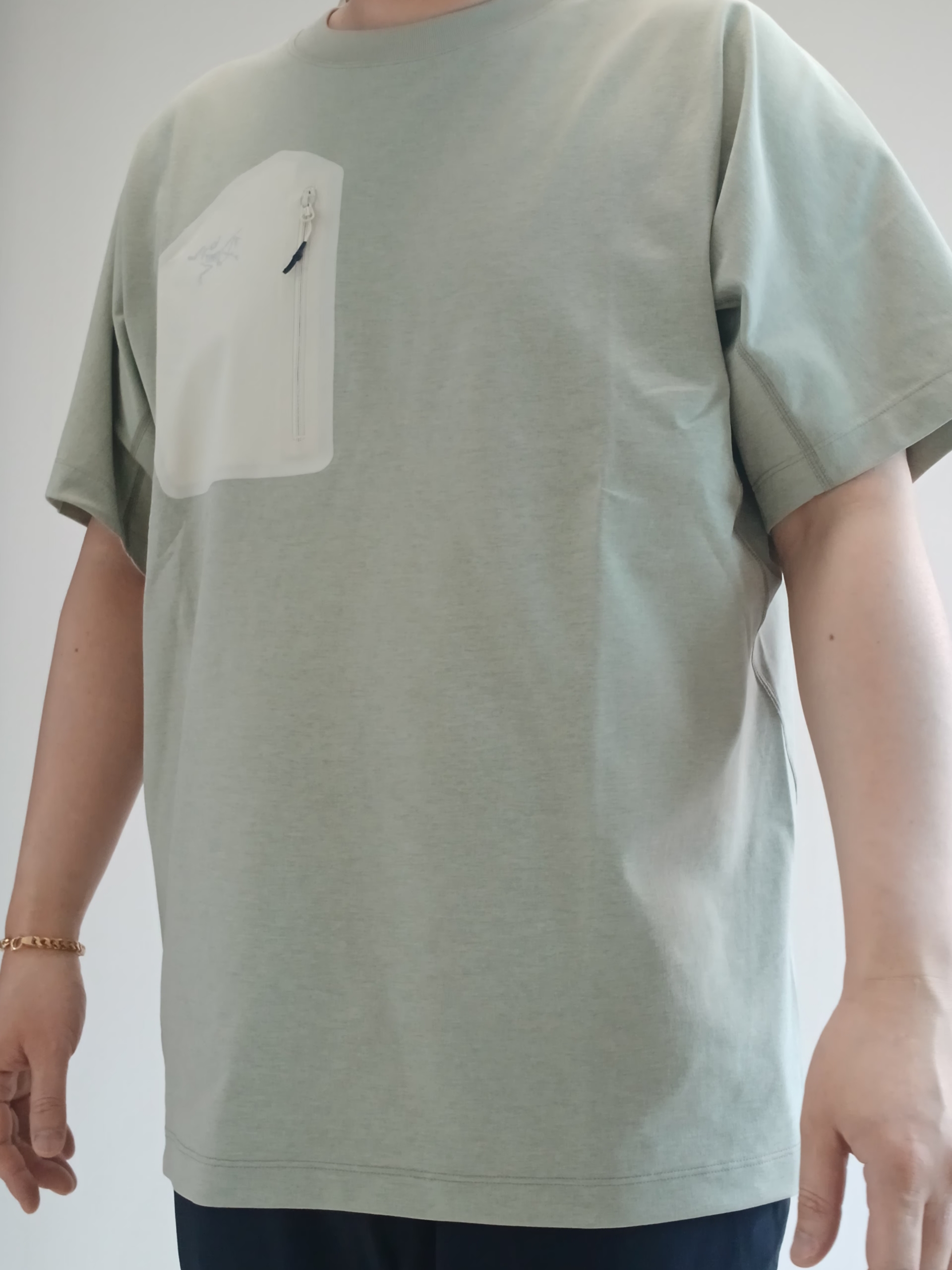 Arc'teryx Konseal Pocket SS T-Shirt Habitat 착용 스타일 - 3