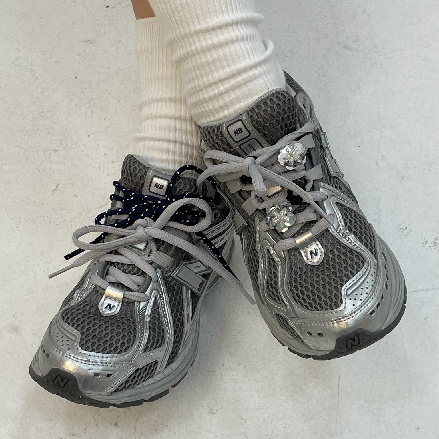 New Balance 1906R Harbor Grey Silver Metalic 착용 스타일