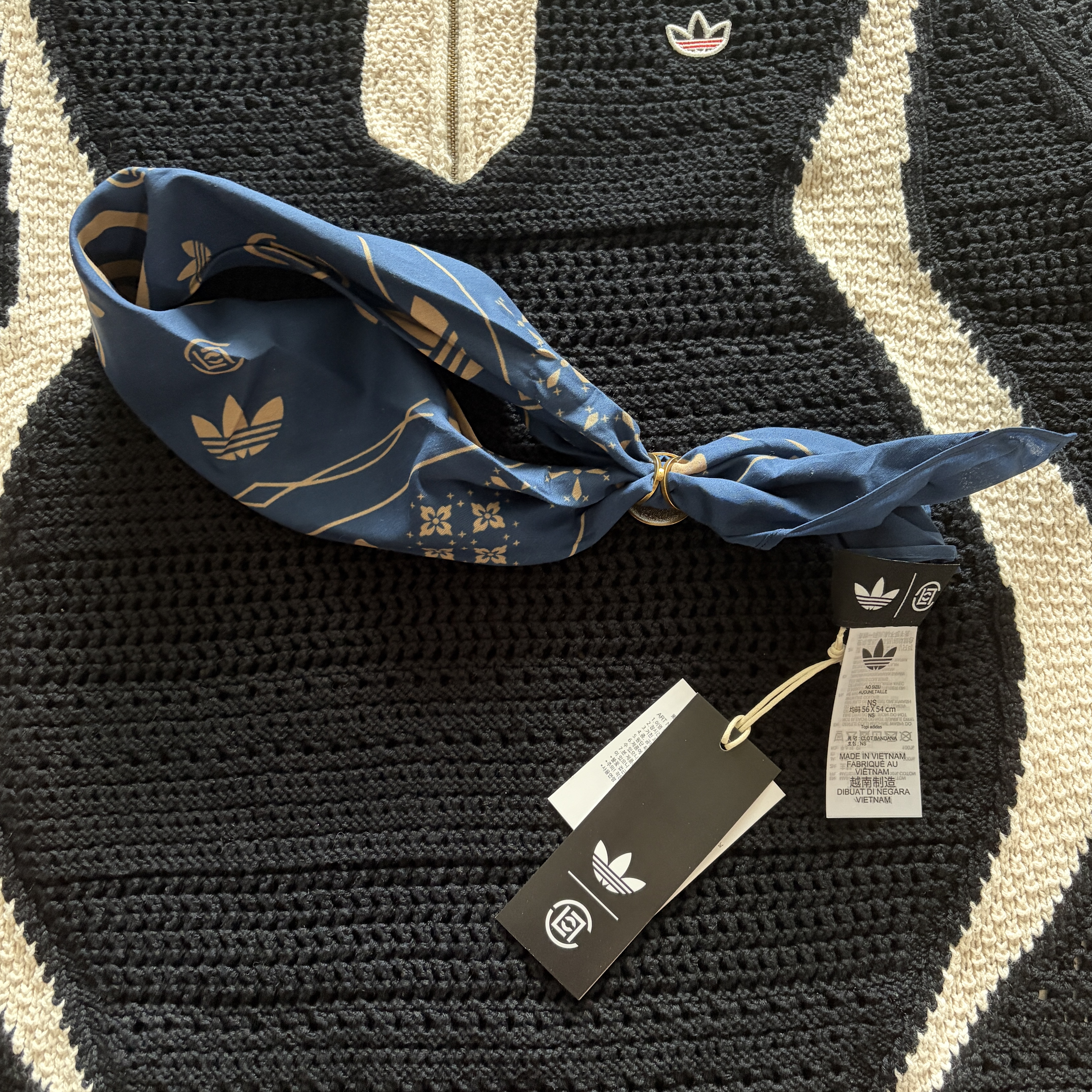 Adidas x Edison Chen Clot Baja Hoodie Trace Khaki Tech Indigo - KR Sizing, Adidas x Edison Chen Clot Knit Jersey Black Wonder White - KR Sizing 착용 스타일 - 3