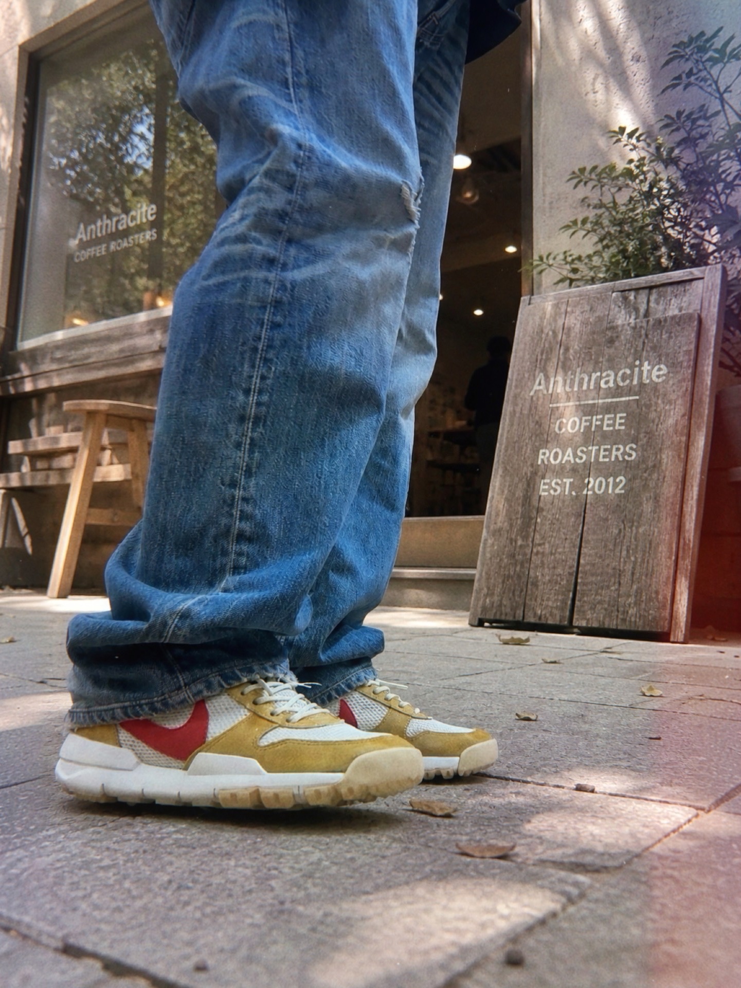 Nike x Tom Sachs Mars Yard Shoe 2.0 Space Camp 착용 스타일 - 3