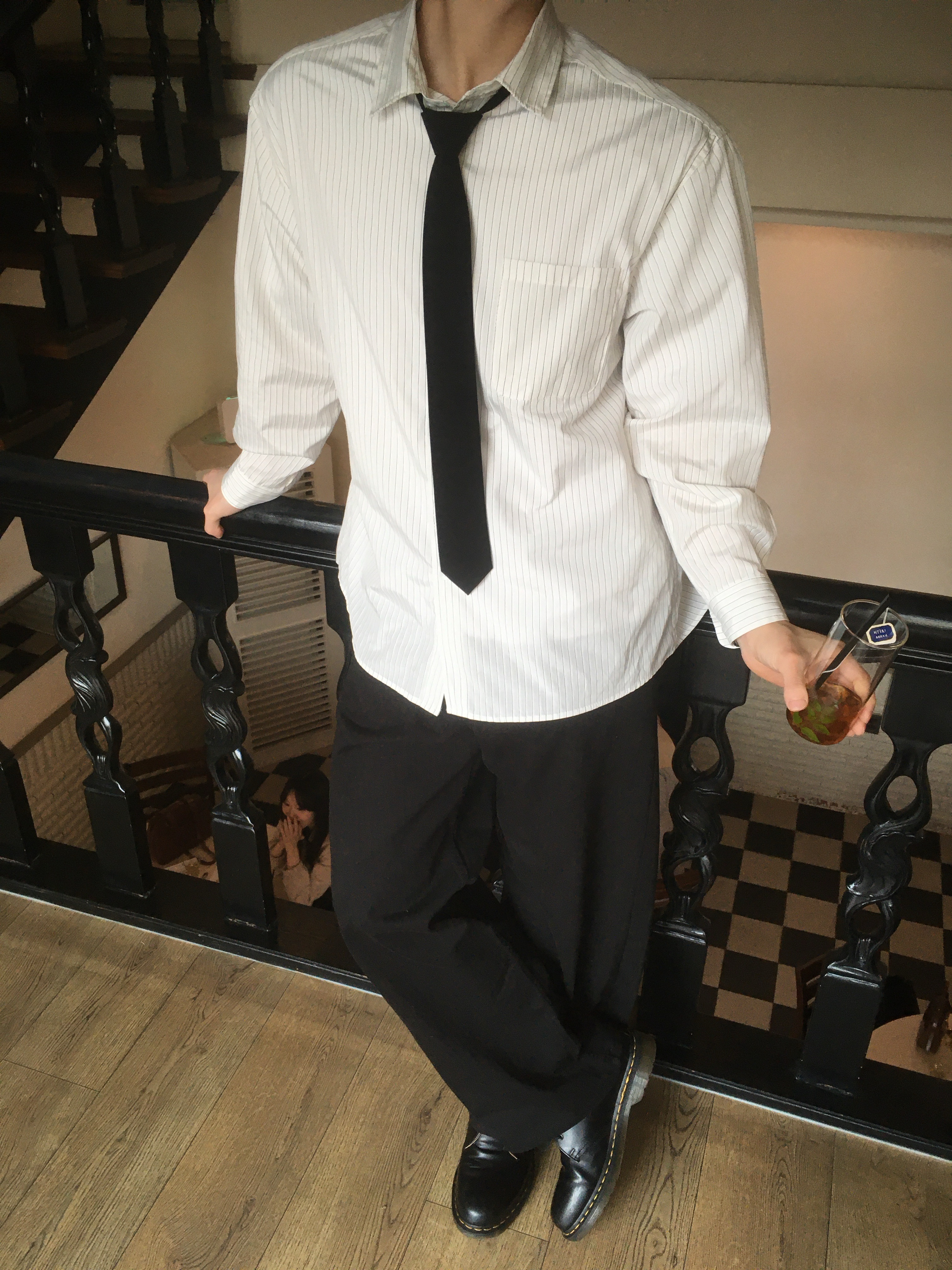 Dr. Martens 1461 Smooth Black, Casio AQ-230A-7AMQY 착용 스타일 - 3