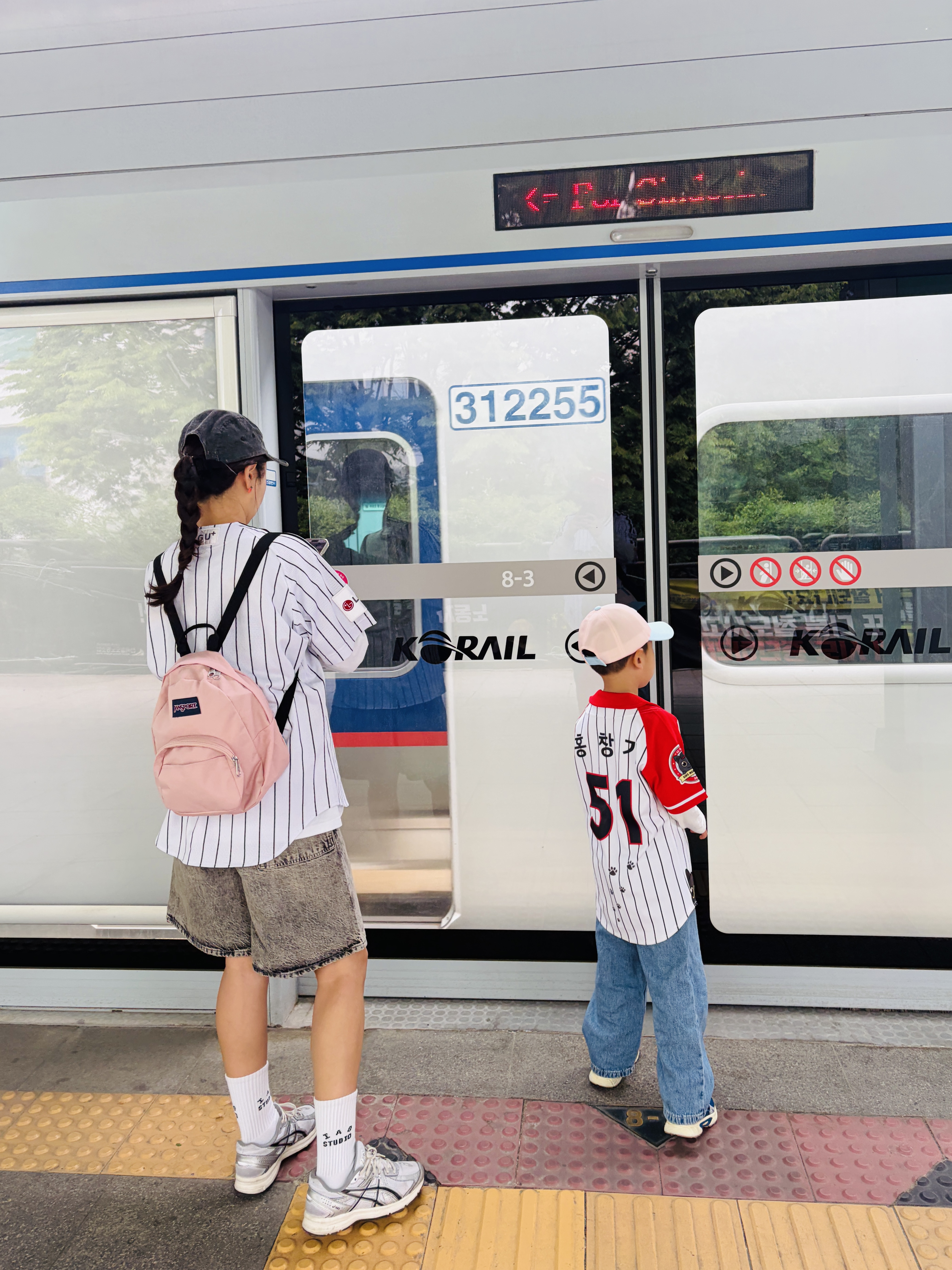 Supreme Coated Denim Camp Cap Black - 24SS, Jansport Half Pint Mini Backpack Misty Rose 착용 스타일 - 2