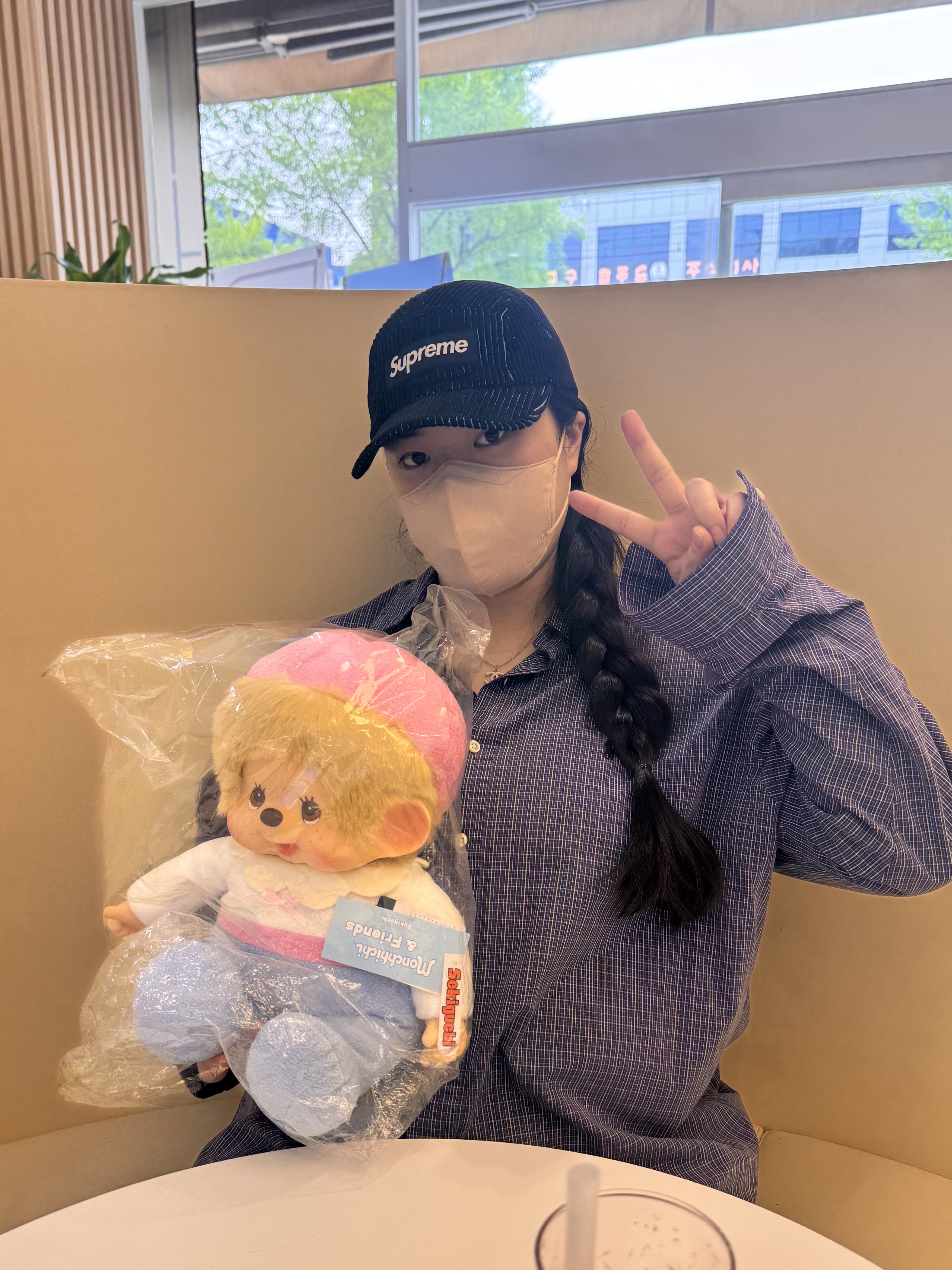 Monchhichi Sweet Sugar Soft L Boy, Supreme 2-Tone Corduroy Camp Cap Black - 23SS 착용 스타일