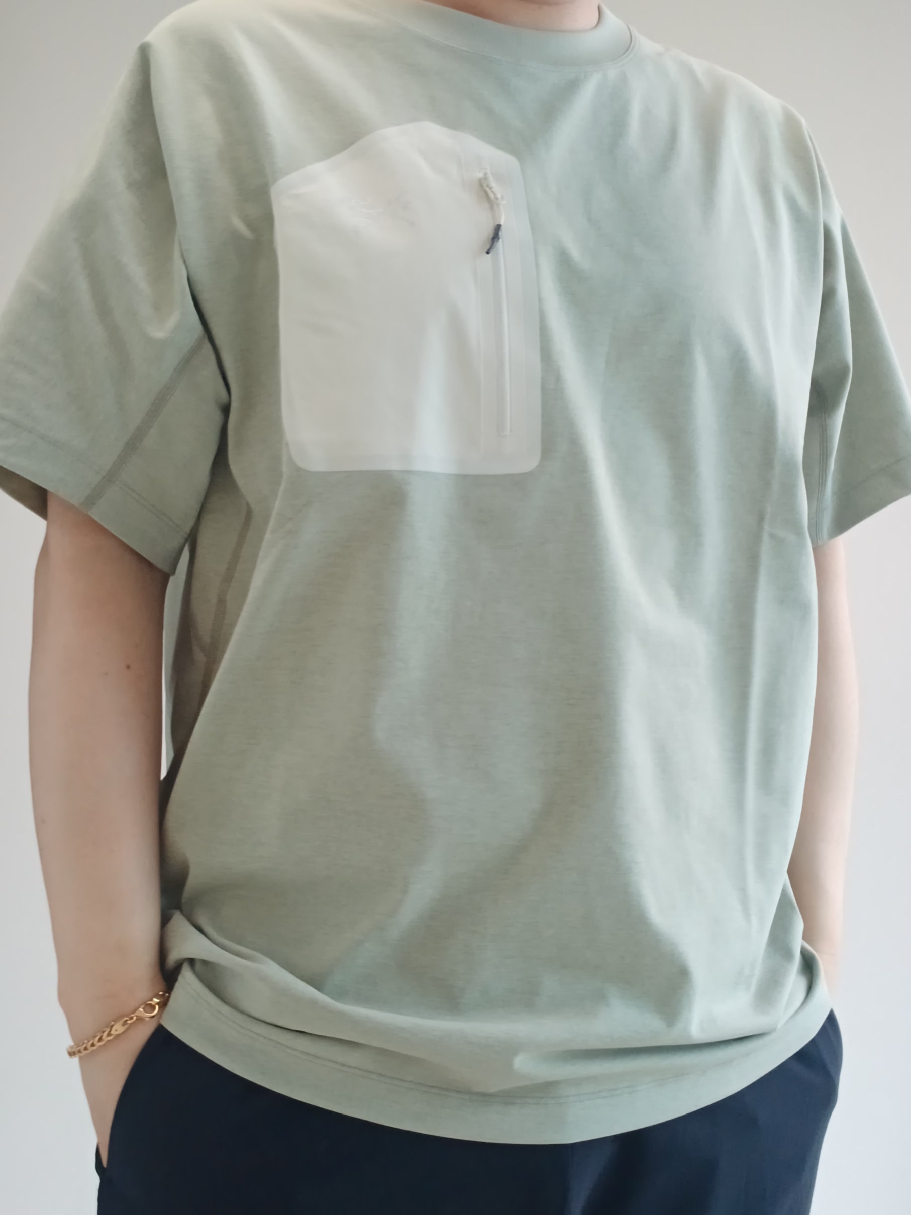 Arc'teryx Konseal Pocket SS T-Shirt Habitat 착용 스타일 - 8