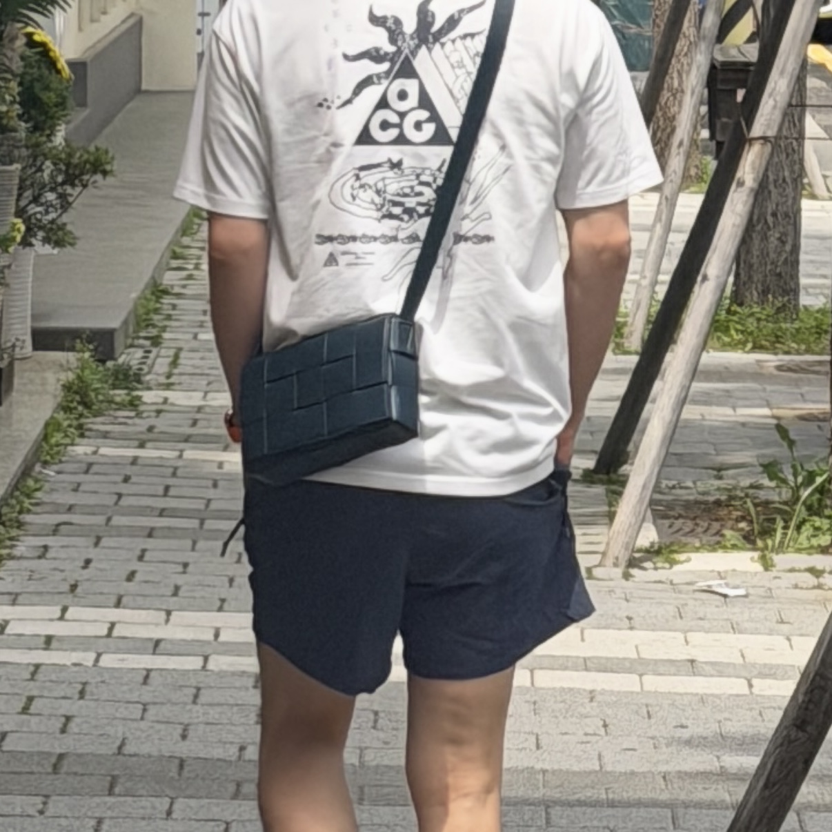 Nike ACG Dri-Fit T-Shirt Sail - Asia, Nike ACG Reservoir Goat Shorts Thunder Blue Summit White - Asia 착용 스타일 - 2
