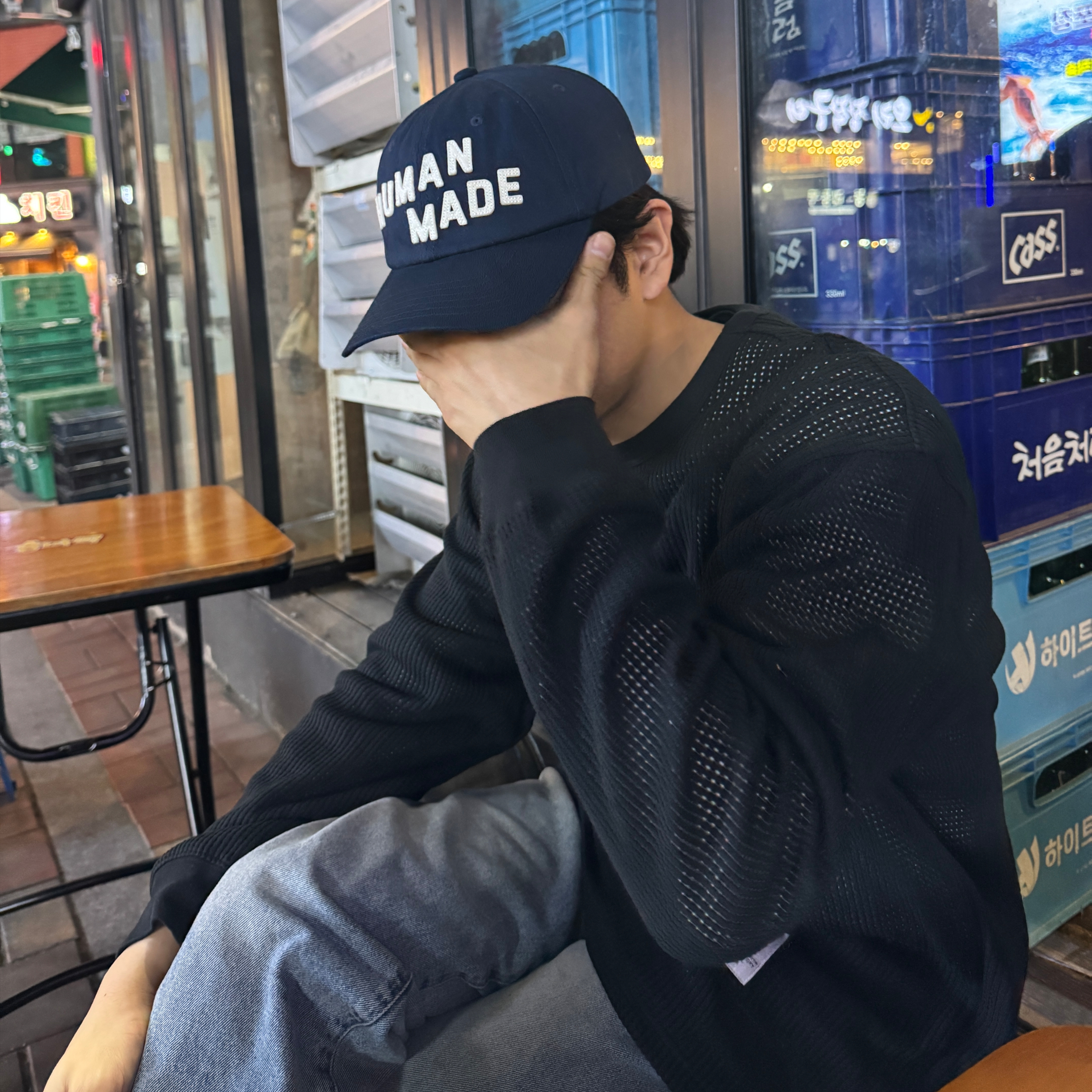 Human Made 6 Panel Twill Cap Navy, Supreme Polartec Mesh L/S Football Top Black - 25SS 착용 스타일