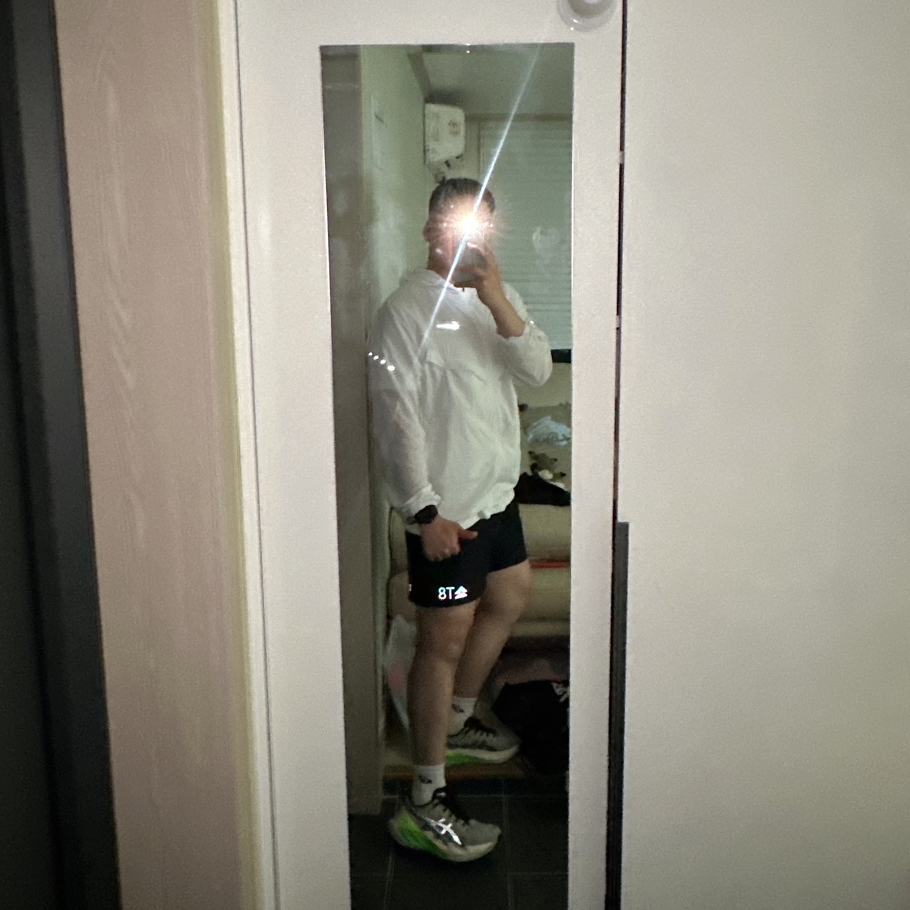 Asics Superblast 2 Lite Show CN White Sage Carbon, Nike Stride Repel UV Running Jacket White - Asia 착용 스타일 - 2