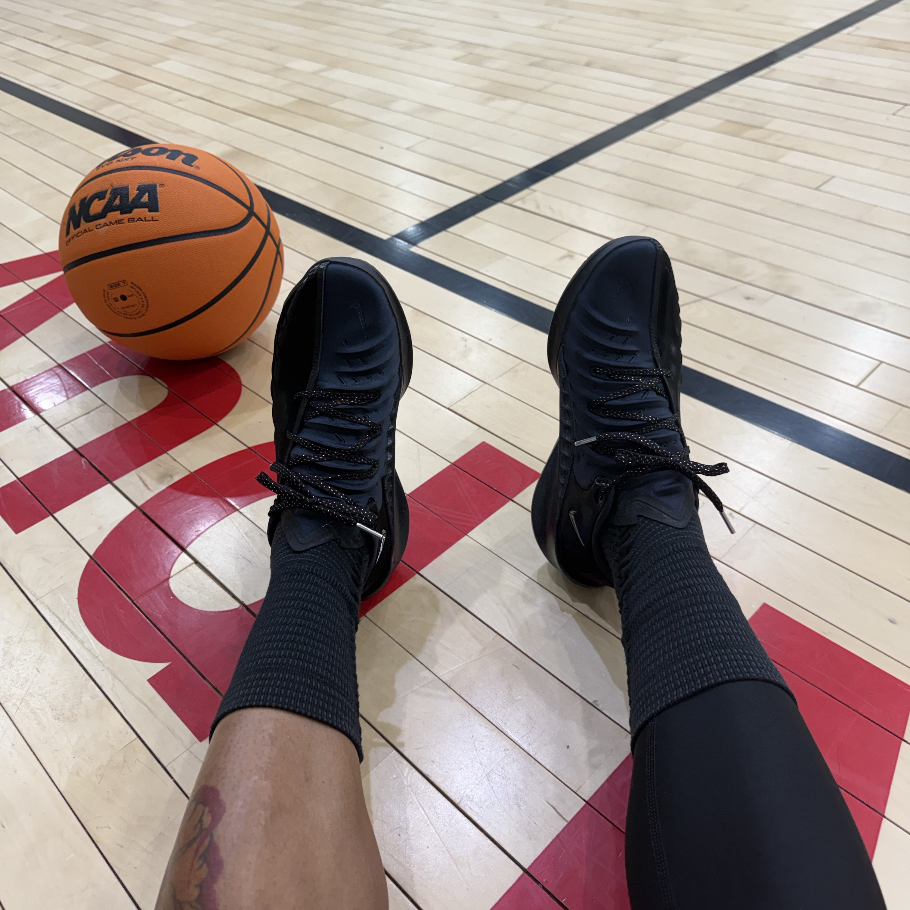 Nike G.T. Cut 4 EP Black Anthracite 착용 스타일