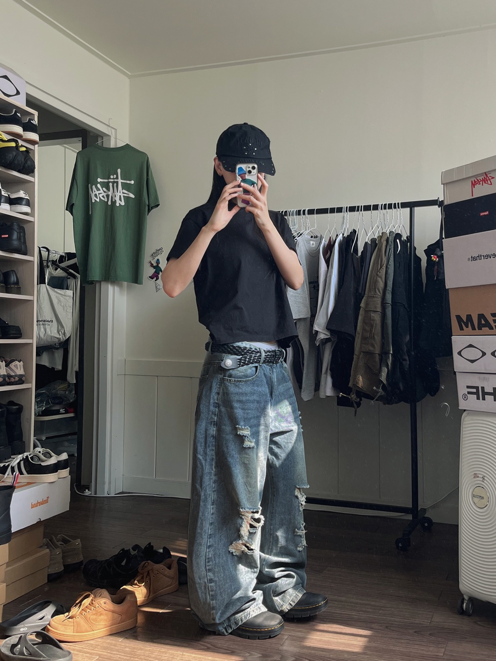 Oofos OOriginal Black, Aoiro 6-Panel Bone A/N Cap Black 착용 스타일 - 6