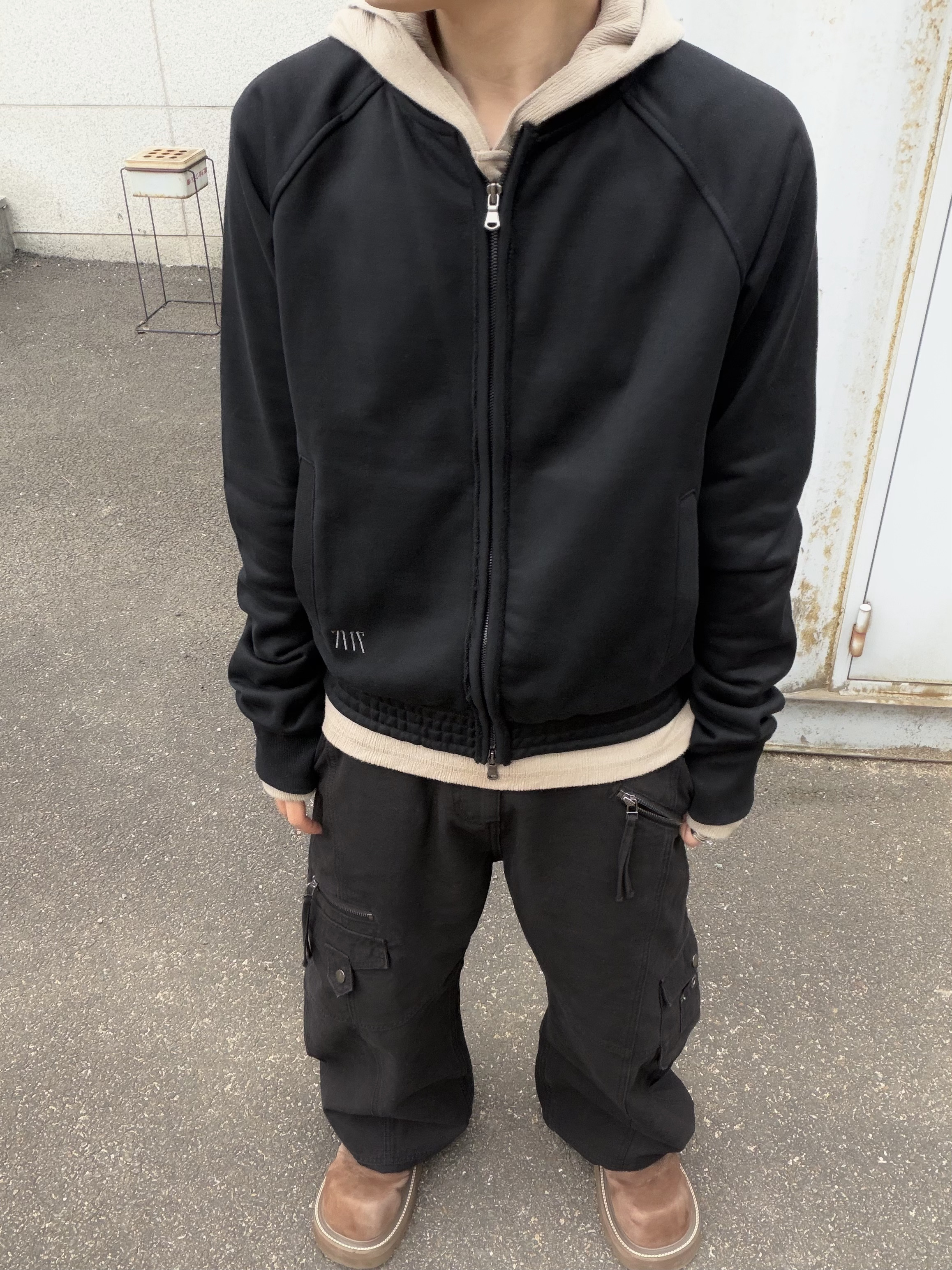 SOULESURES BOLD BELUGA Espresso Brown, Alex Zono I Dig Running Trucker Hat OG Brown 착용 스타일 - 4