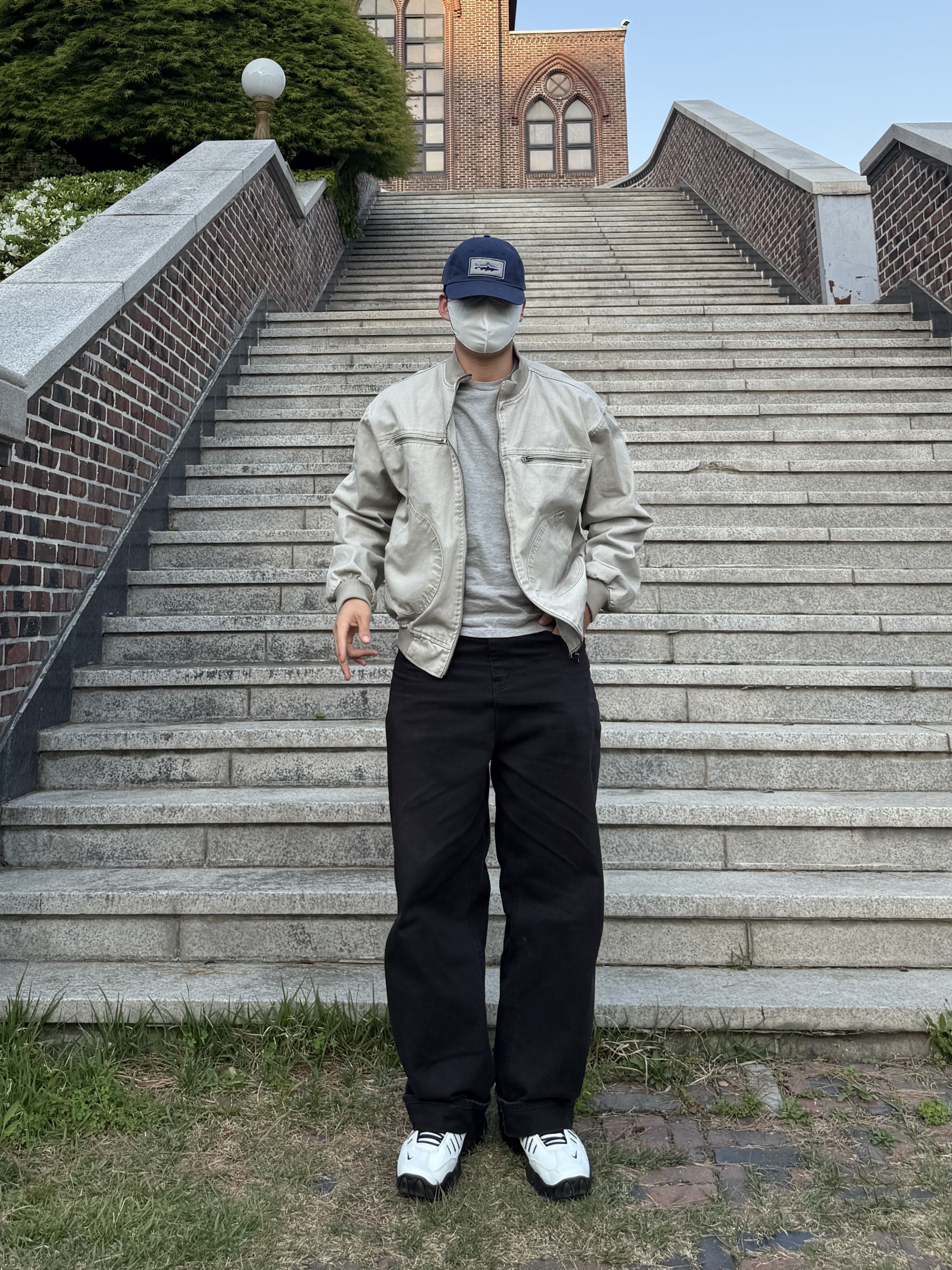 Nike x Ambush Air Adjust Force SP Summit White and Black, Scudo Cuore Navy Beads Bracelet 착용 스타일 - 2