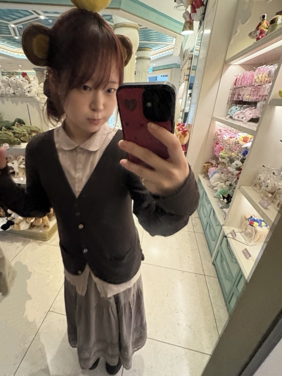 COYSEIO Layered Shirt Cardigan Brown, Dr. Martens Aprile 3i Dark Brown 착용 스타일