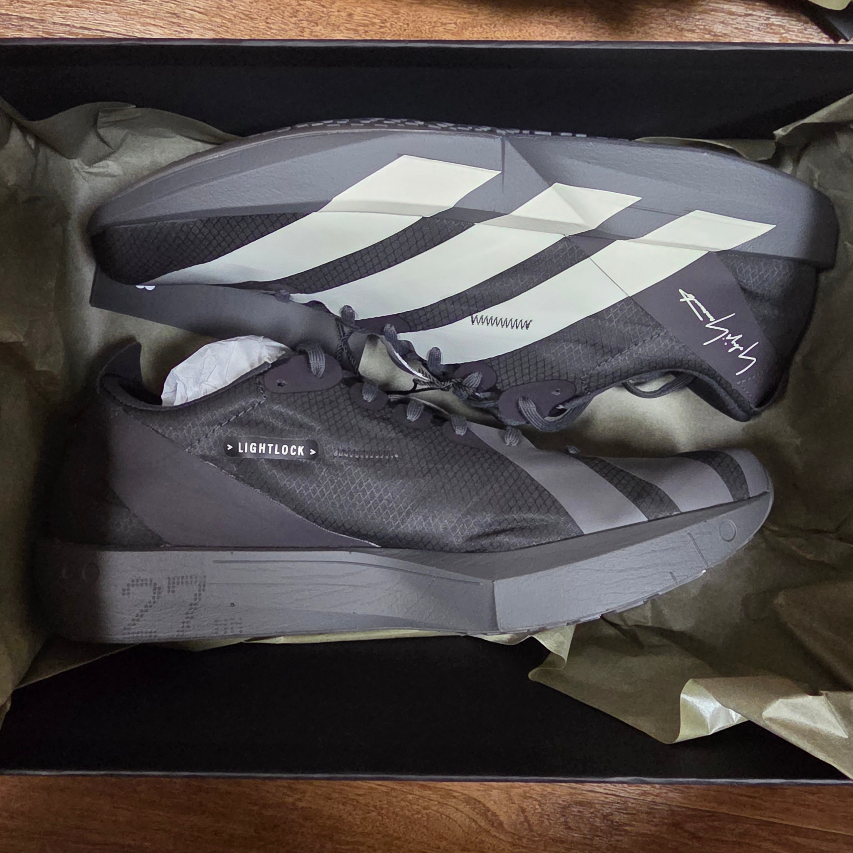 Y-3 Adios 9 Utility Black Off White 착용 스타일