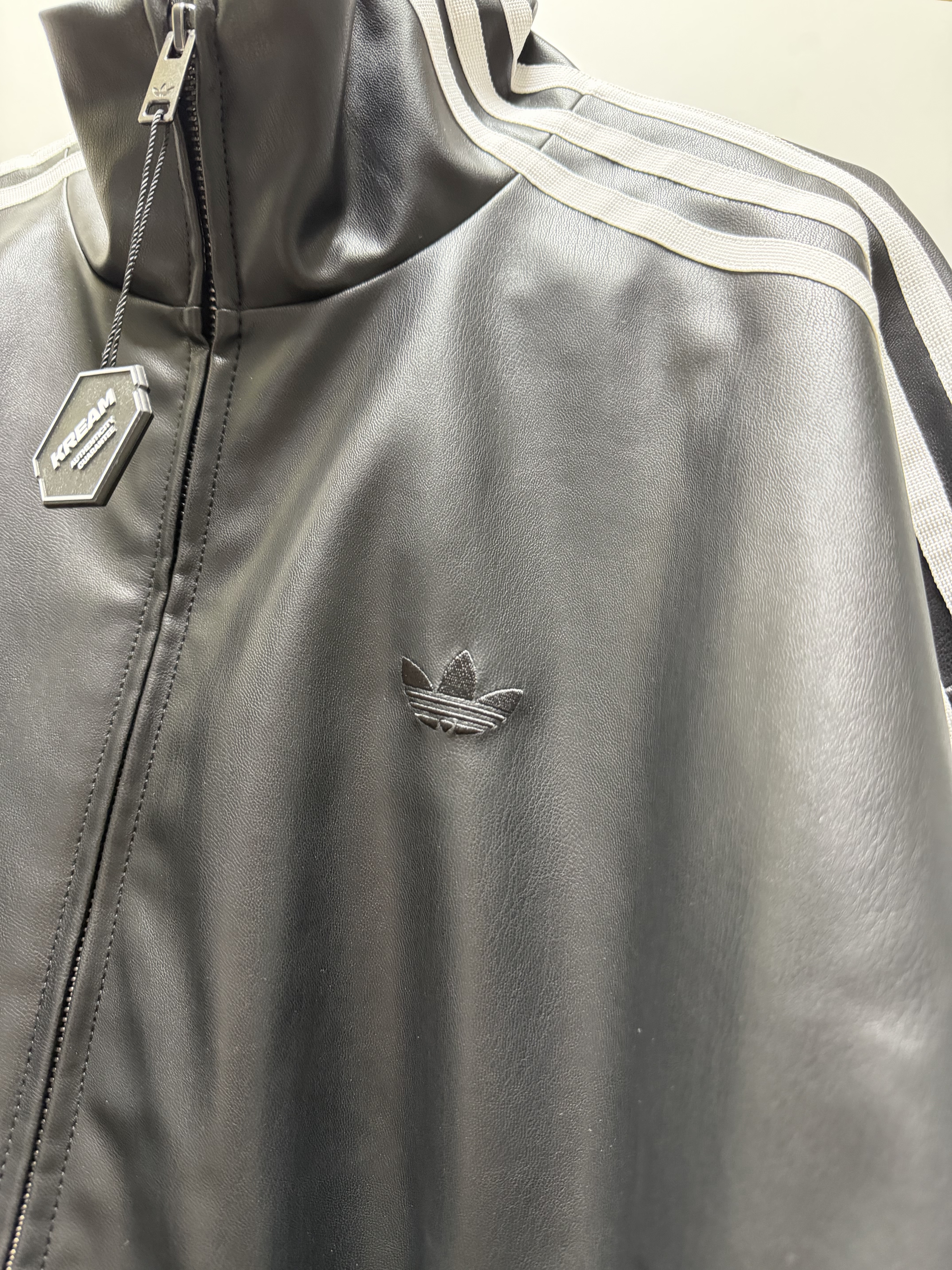 Adidas Pleather 3S Track Top Black - KR Sizing 착용 스타일
