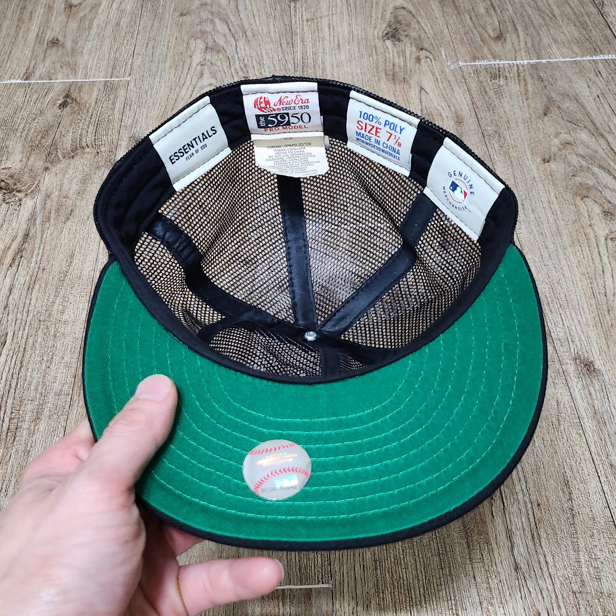 Essentials x New Era 59FIFTY Mesh Cap Navy 착용 스타일 - 4
