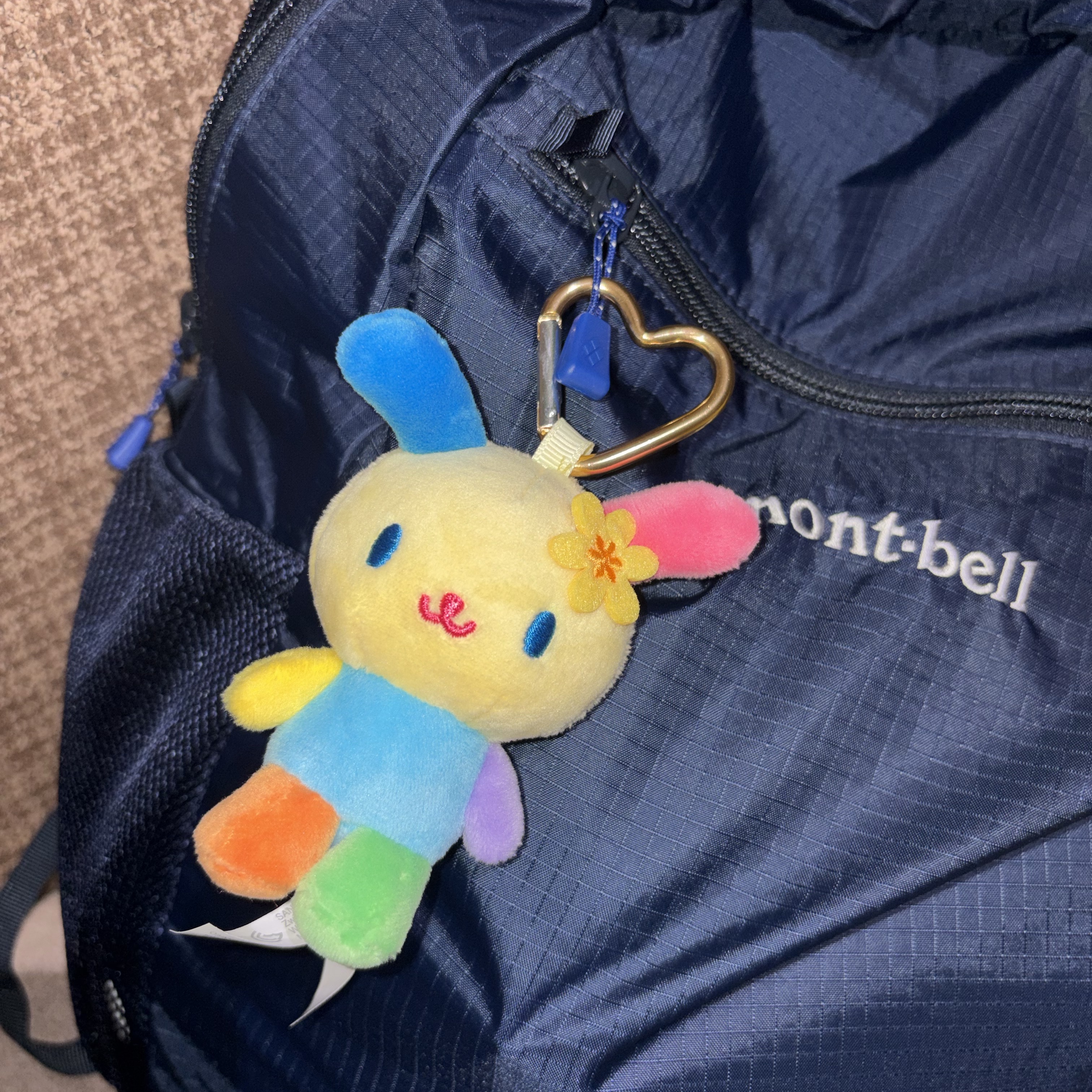 Montbell Pocketable Light Pack 15 Navy, Sanrio Character Award Series U*SA*HA*NA Mini Mascot Keychain 착용 스타일 - 2