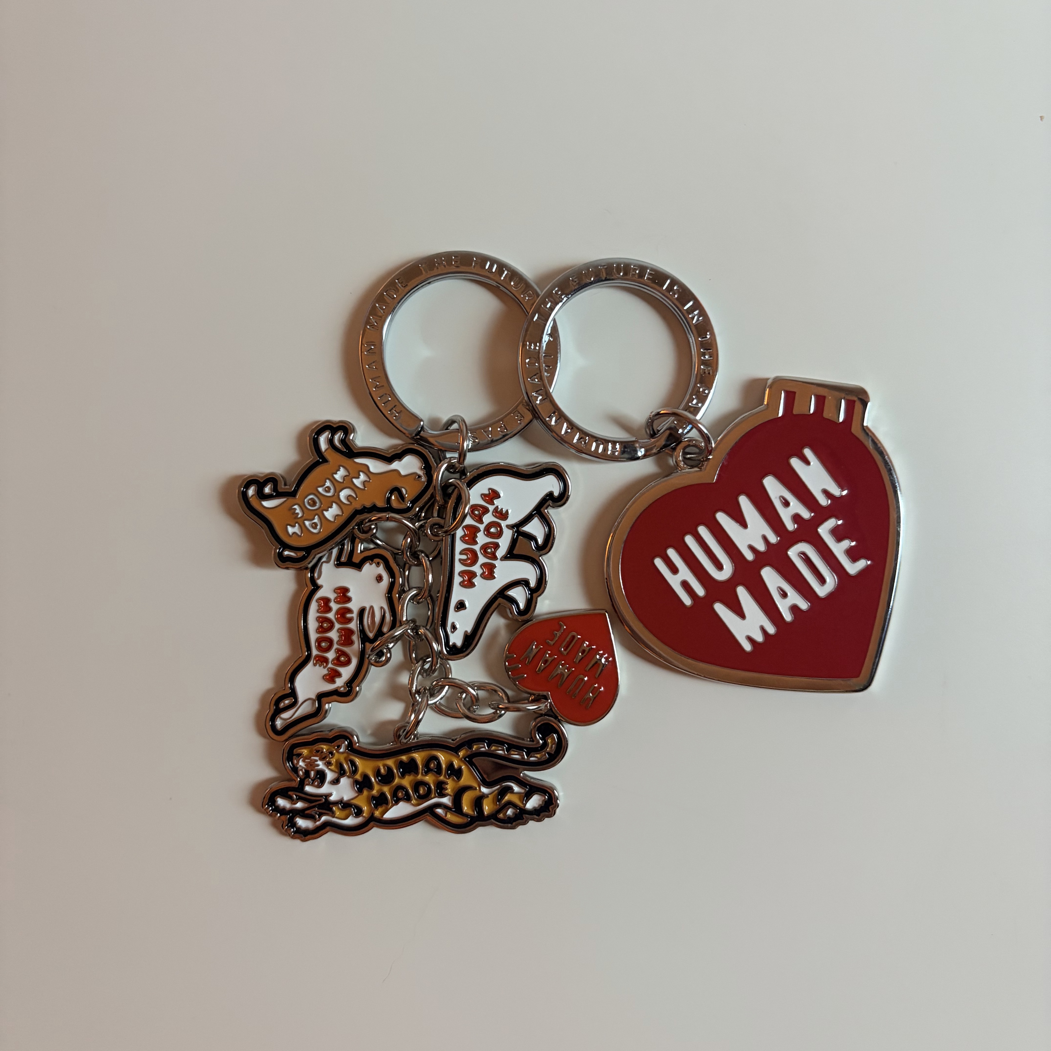 Human Made Animal Heart Keyring Silver Red, Human Made Heart Keyring Red 착용 스타일 - 2