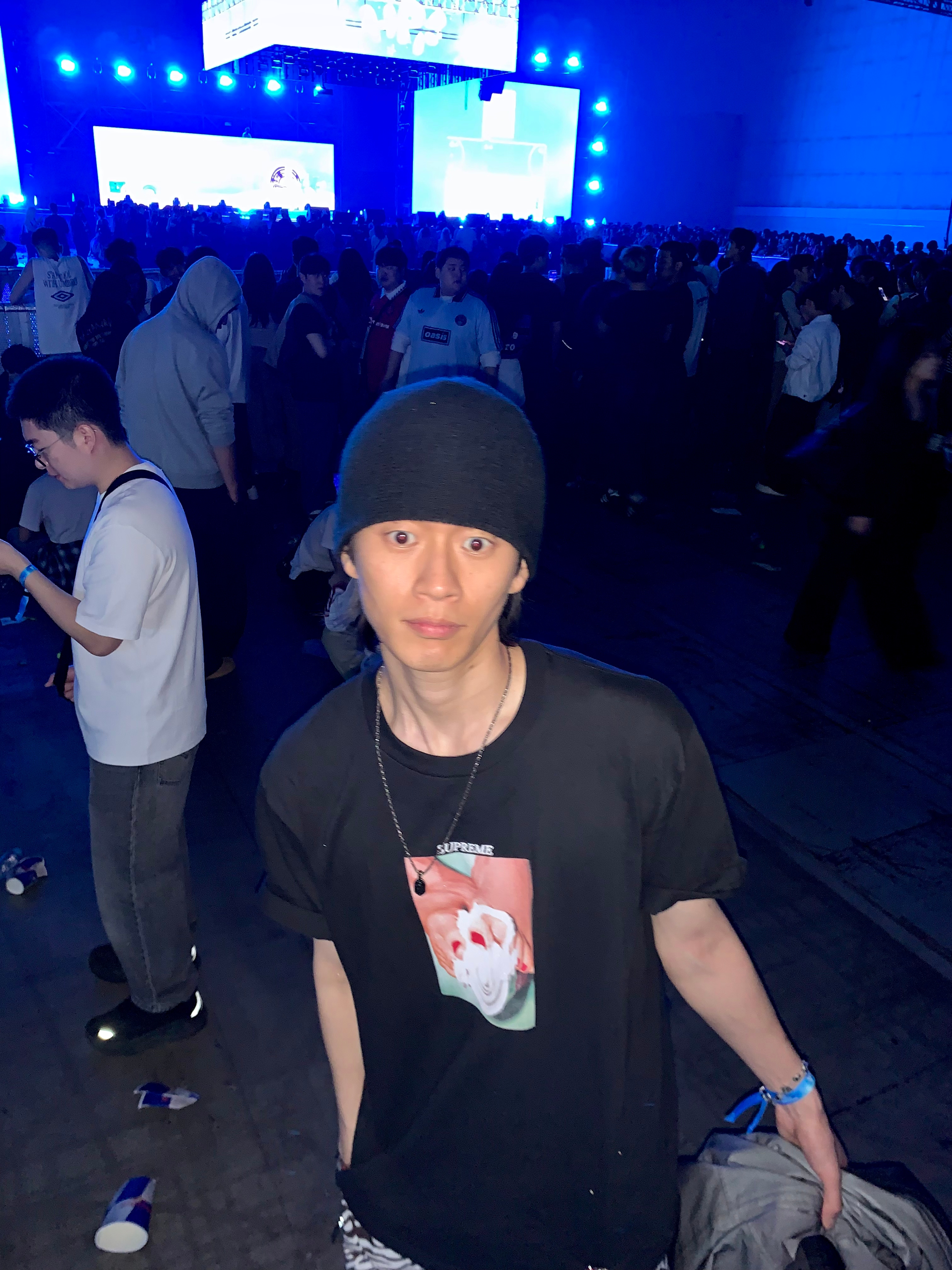 Supreme x Hypebeast 20th Anniversary T-Shirt Black - 25FW, Verdy x Lotte Museum Badge 착용 스타일 - 2