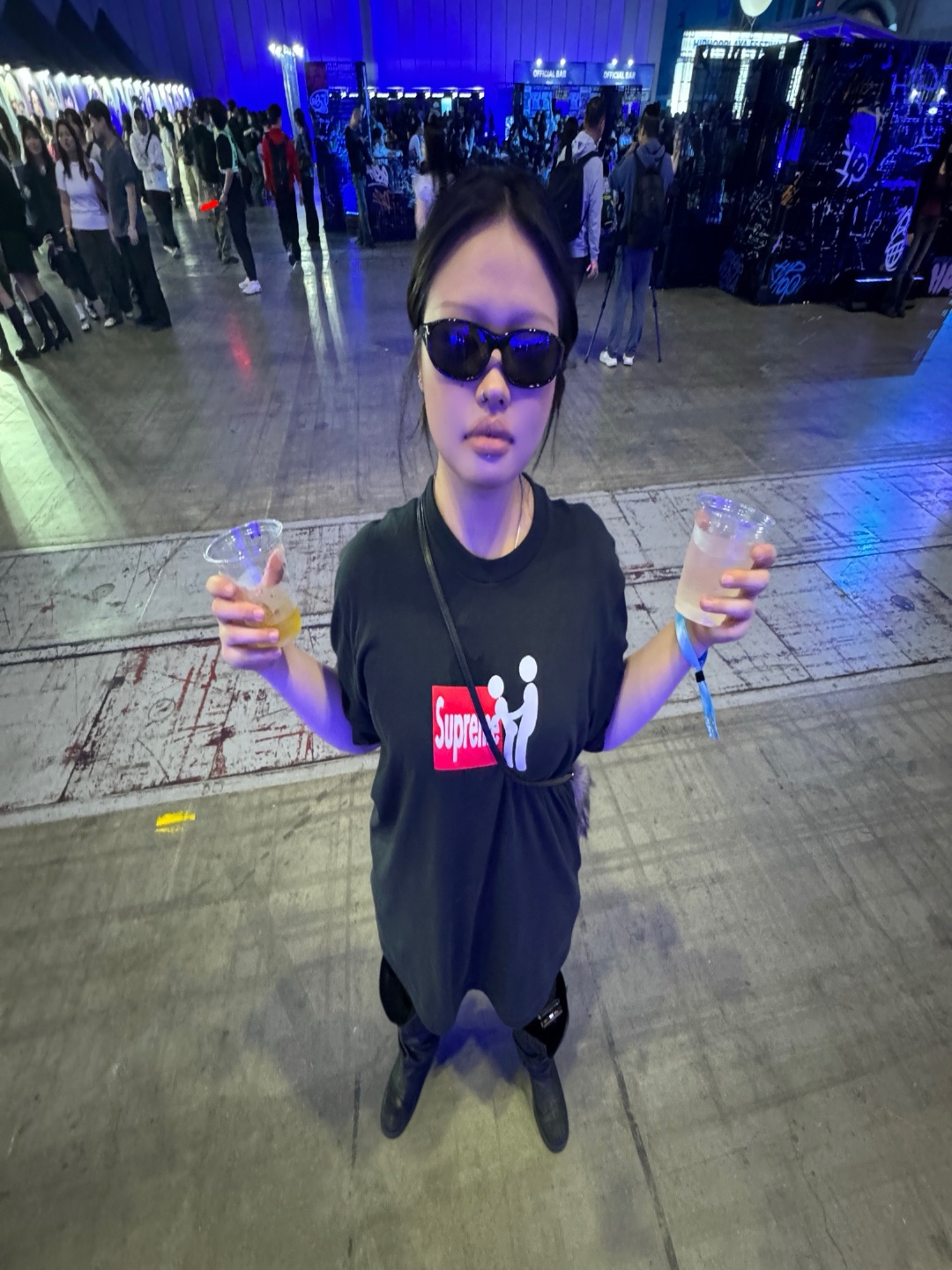 Supreme Stick T-Shirt Black - 25FW, HIPHOPPLAYA FESTIVAL 2026 착용 스타일 - 2