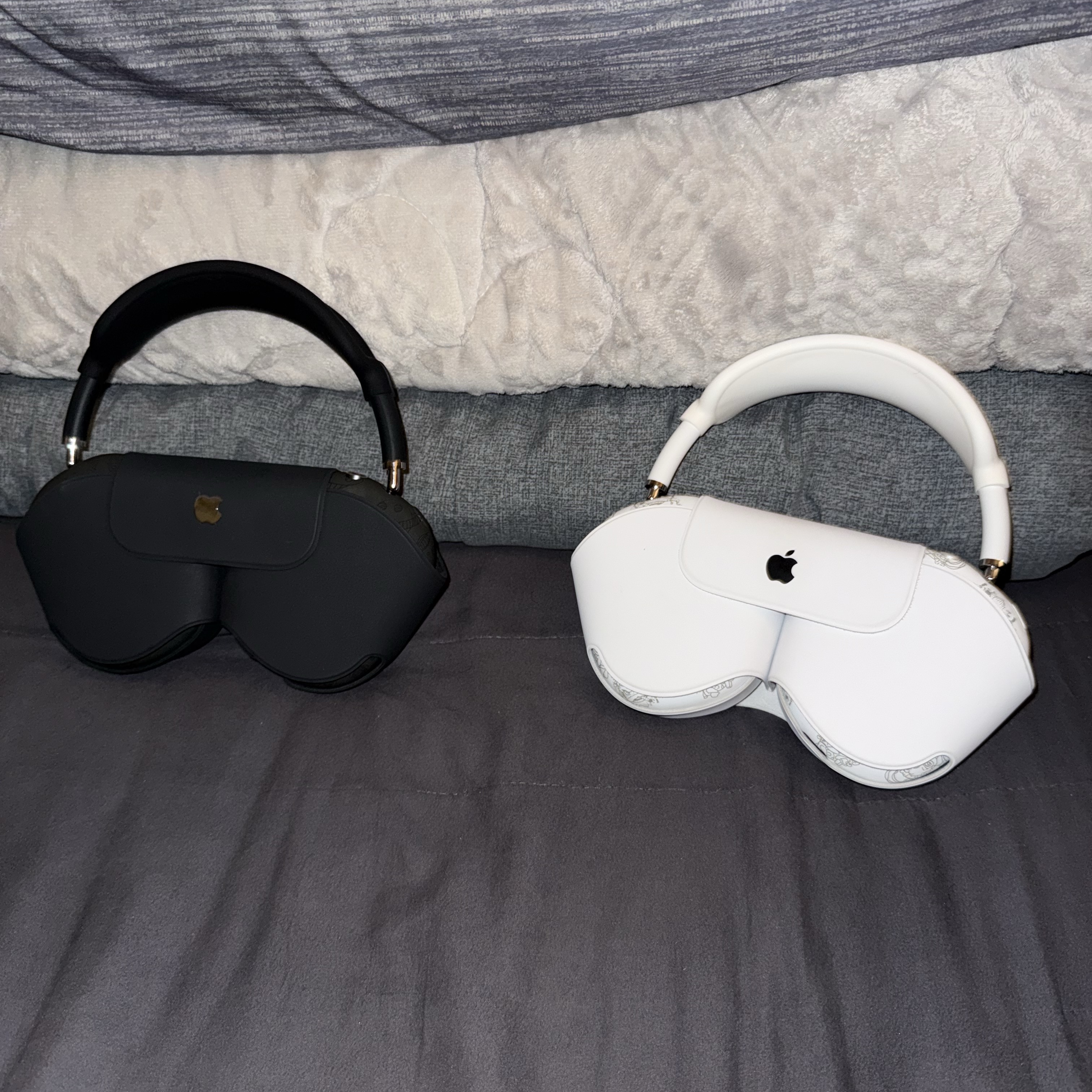 Apple AirPods Max Lightning Silver (Korean Ver.), Apple AirPods Max Lightning Space Gray (Korean Ver.) 착용 스타일 - 2